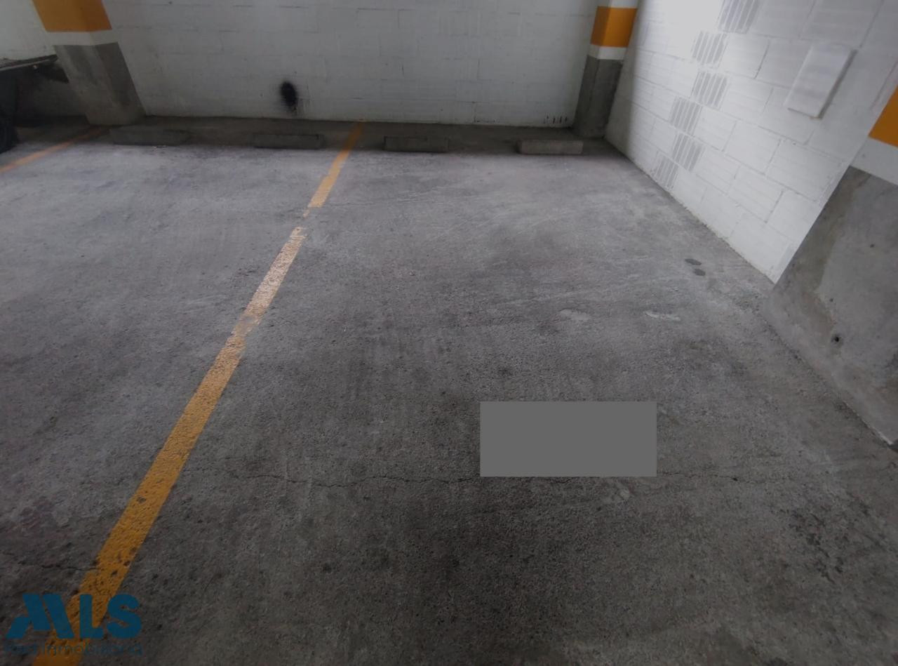 Parqueadero en sótano de edificio en El Poblado medellin - san lucas