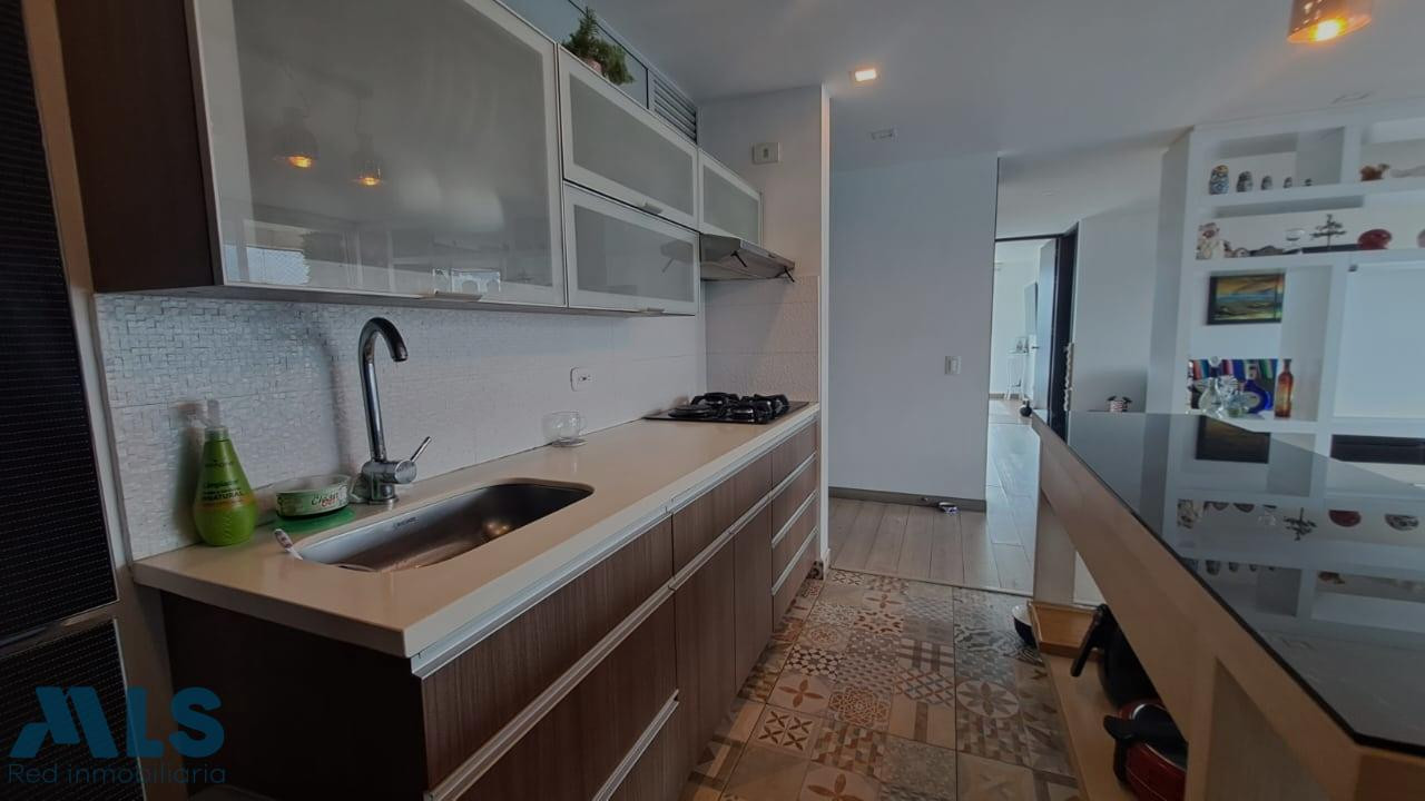 Apartamento con acabados modernos sabaneta - aves marias