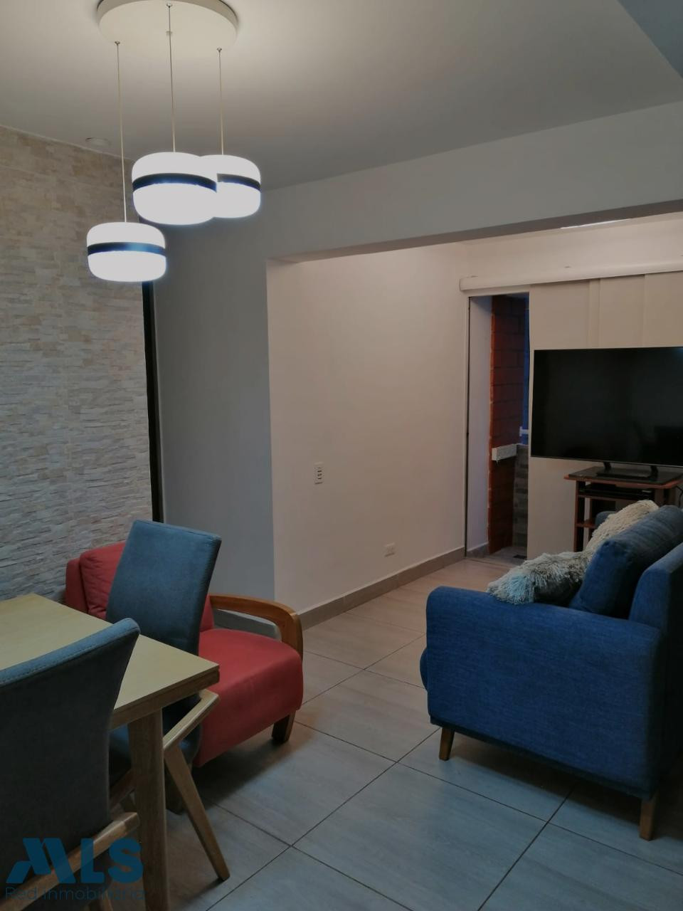 Apartamento con acabados modernos itagui - san gabriel