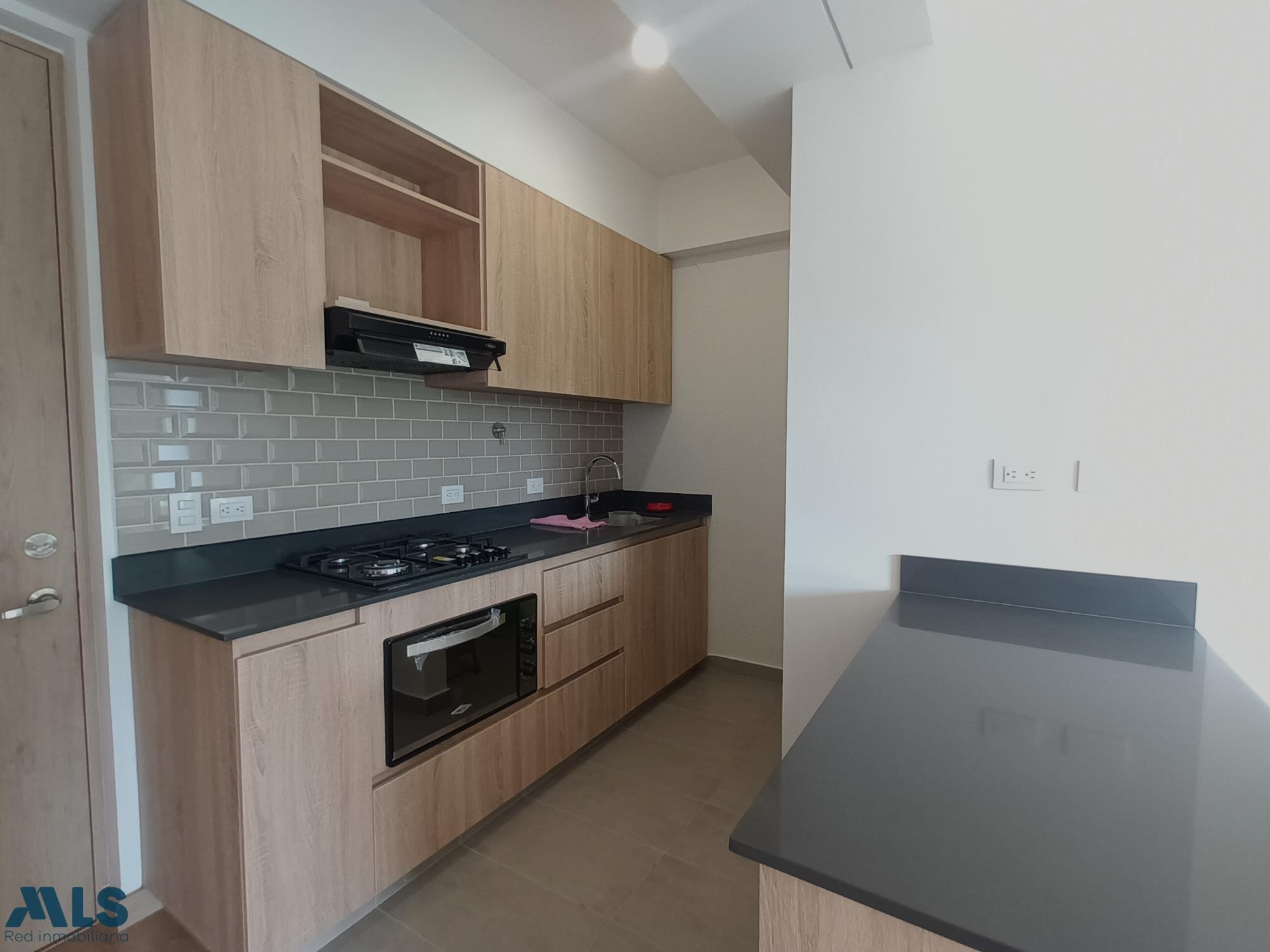 APARTAMENTO CON EXCELENTES ACABADOS el-retiro - v la argentina