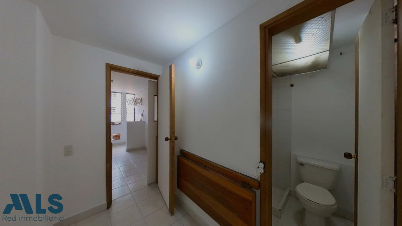 vendo apartamento en un sector tranquilo medellin - la castellana