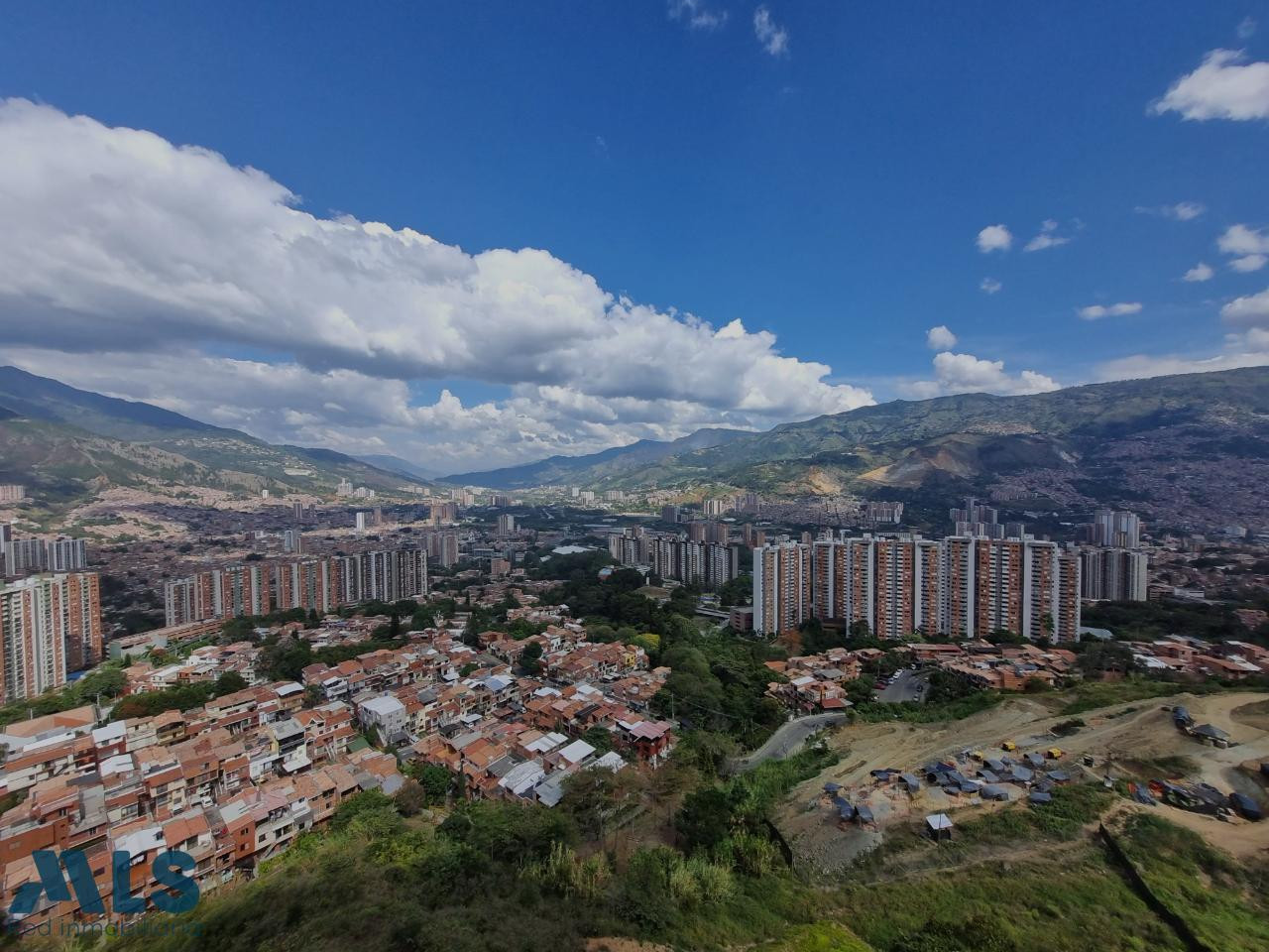 Imponente vista desde tu futuro apartamento en Bello bello - santa ana