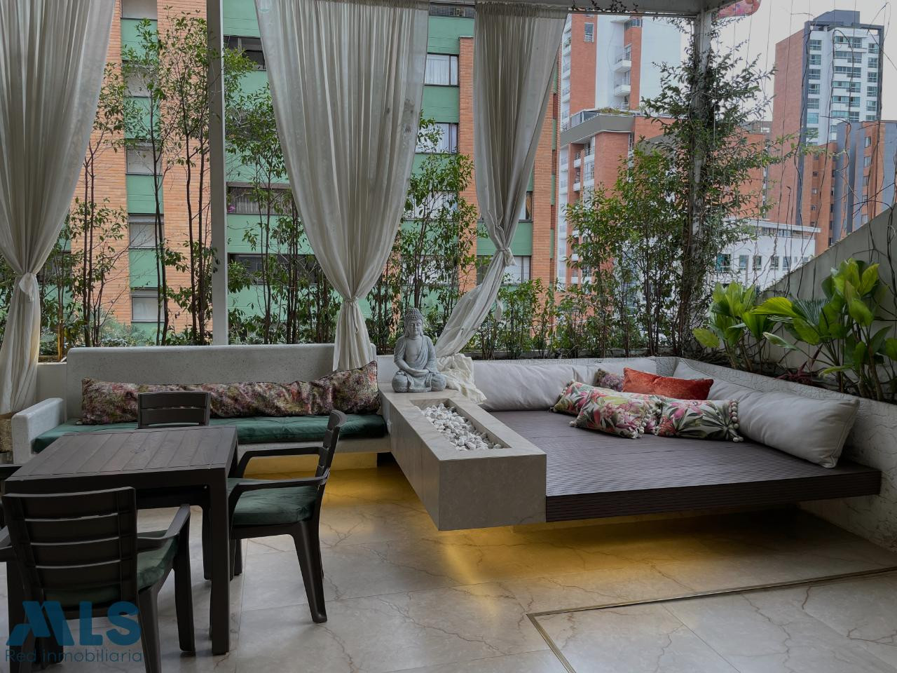 casa perfecta para Airbnb en el corazón de Laureles medellin - santa teresita
