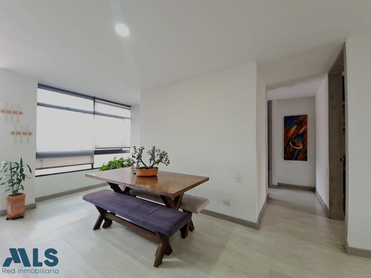 VENTA APARTAMENTO REMODELADO 2 CUADRAS DE LA UPB medellin - bolivariana