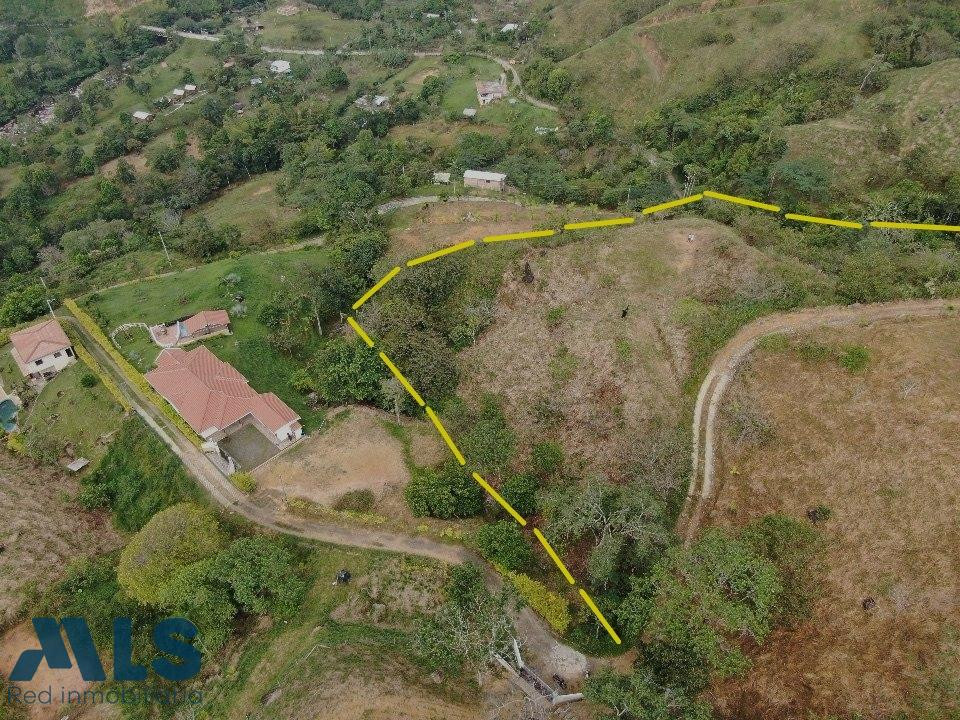 Lote en San Luis cerca al rio Dormilon san-luis - parque