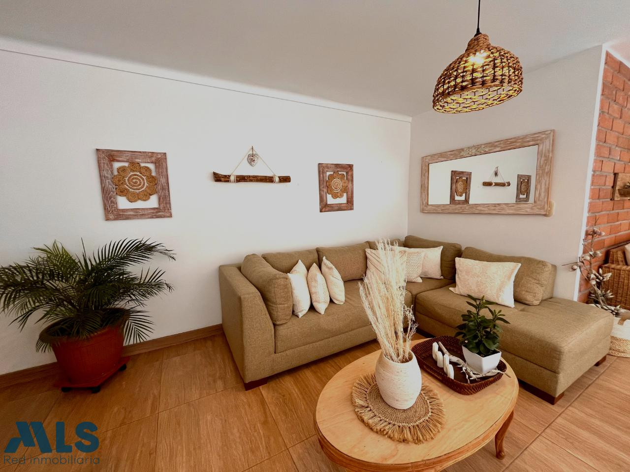 Vida de Lujo: Amplio y Hermoso Apartamento medellin - poblado 2