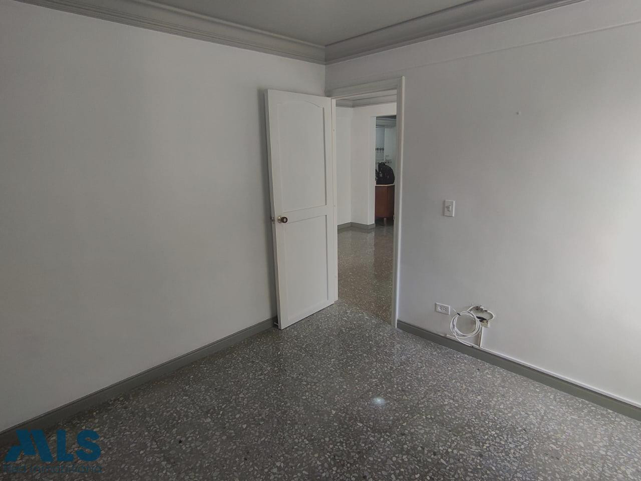 Venta de apartamento en unidad de Bello bello - cabanas