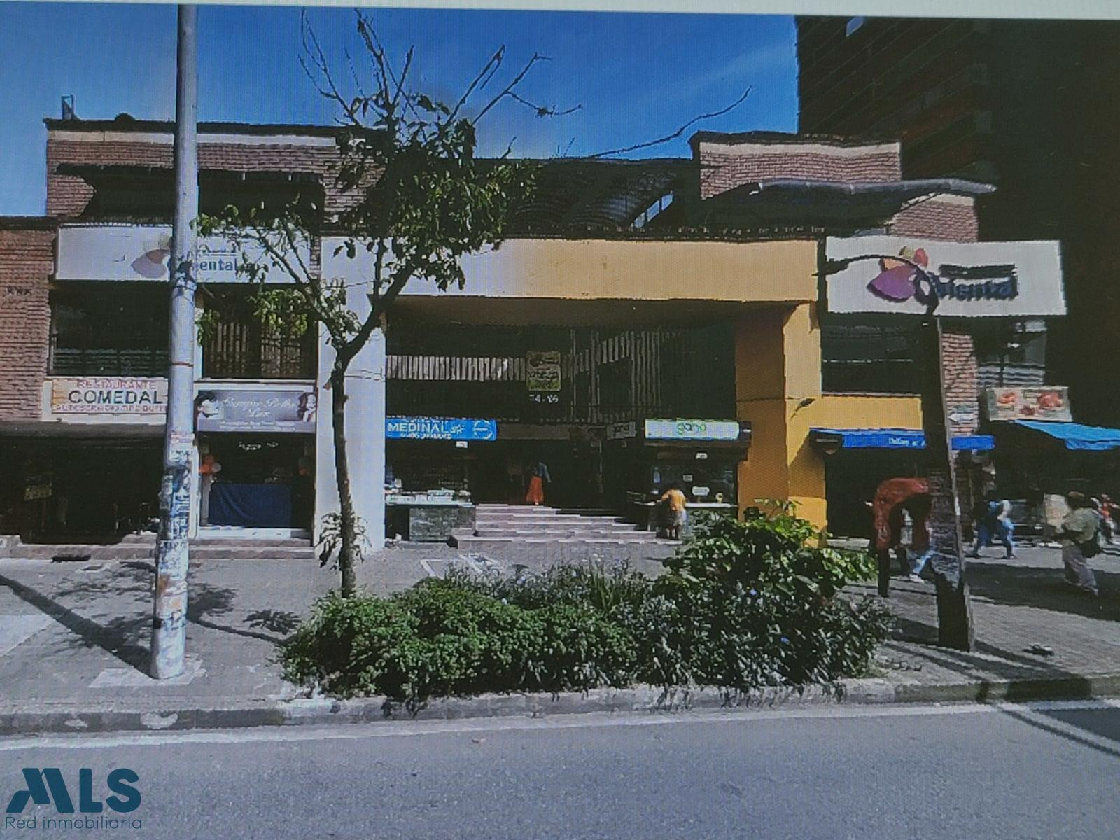 Excelente local rentando 08% medellin - centro