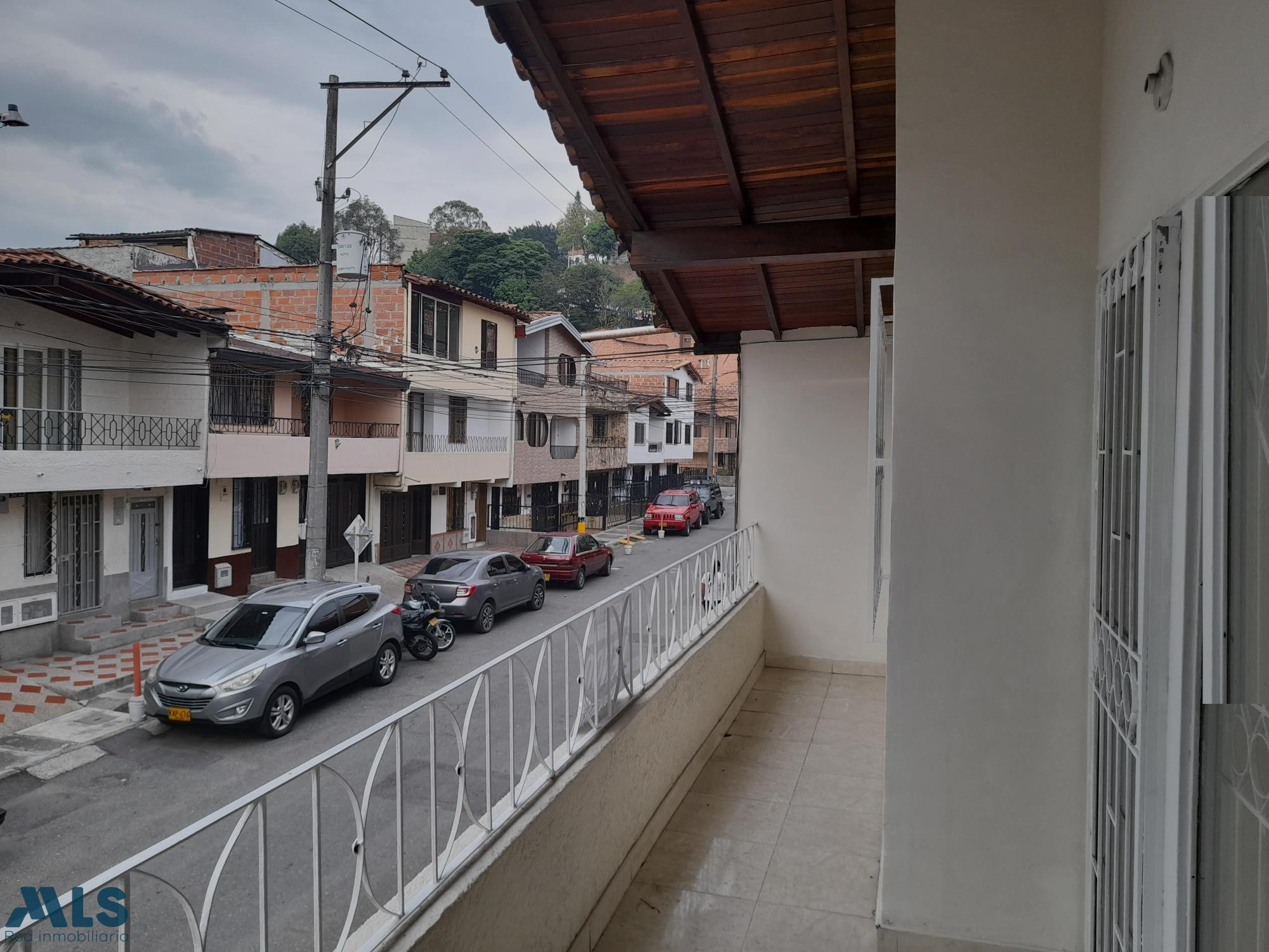 Venta de casa segundo piso en Guayabal medellin - la colina