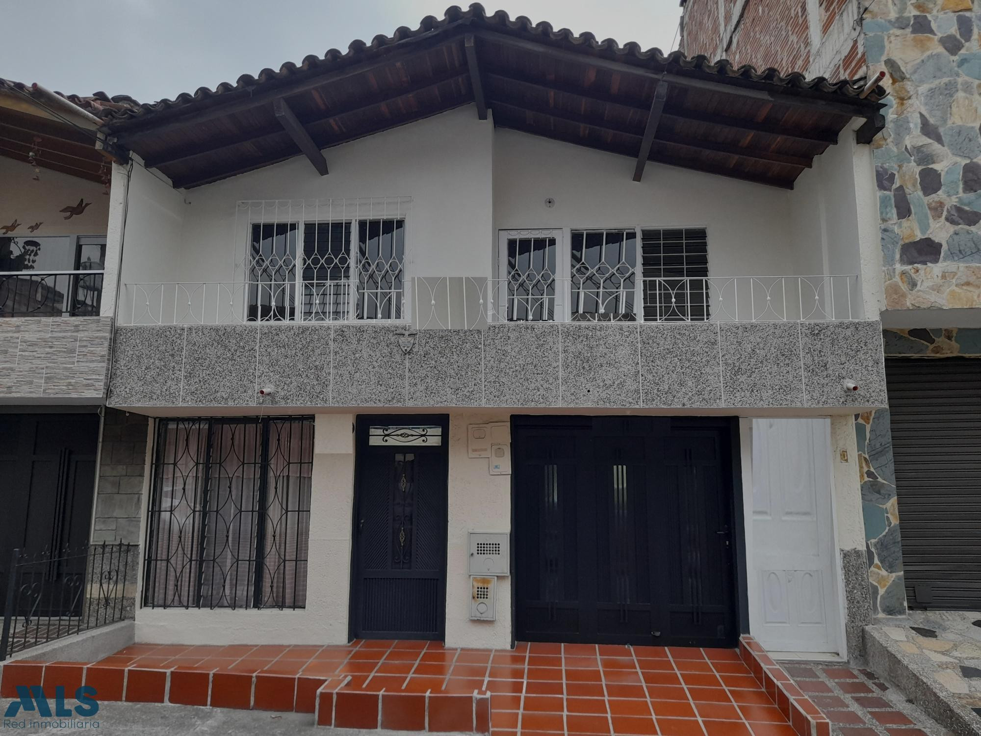 Venta de casa segundo piso en Guayabal medellin - la colina