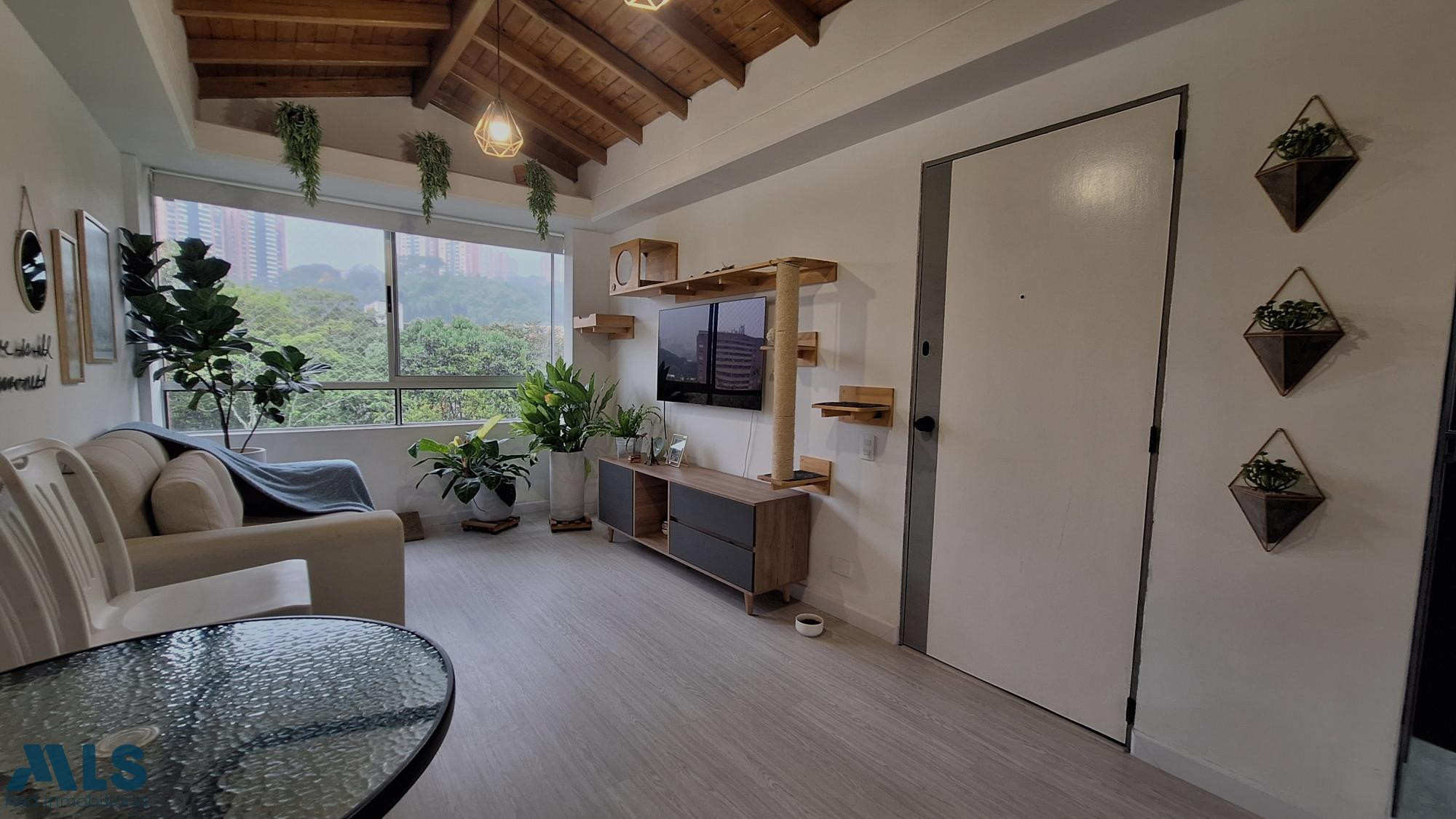 Encantador apartamento para venta en Envigado Camino Verde envigado - camino verde