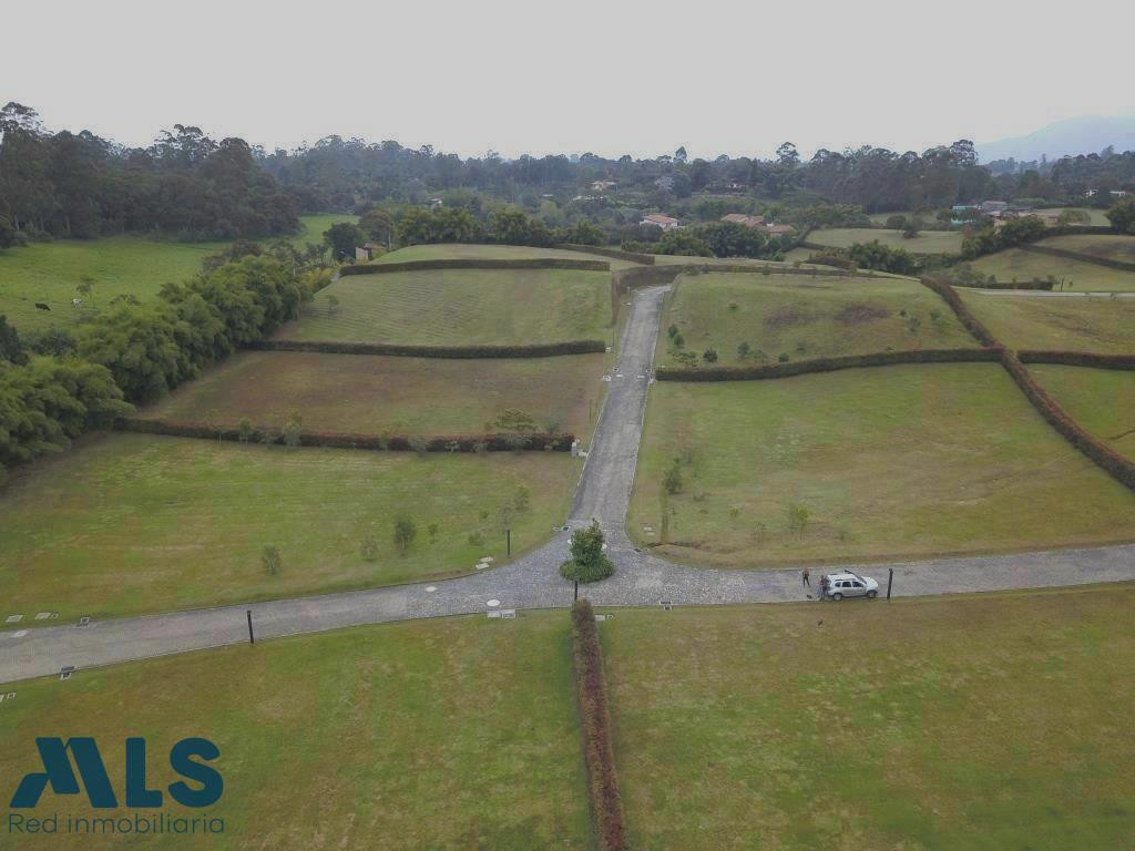 VENDO LOTE EN PARCELACION CERCA AL CLUB LLANOGRANDE rionegro - llanogrande