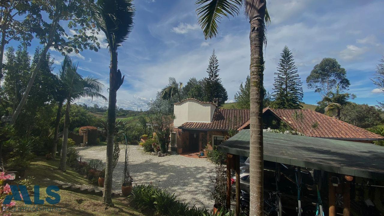 Hermosa finca independiente en Cabeceras rionegro - cabeceras