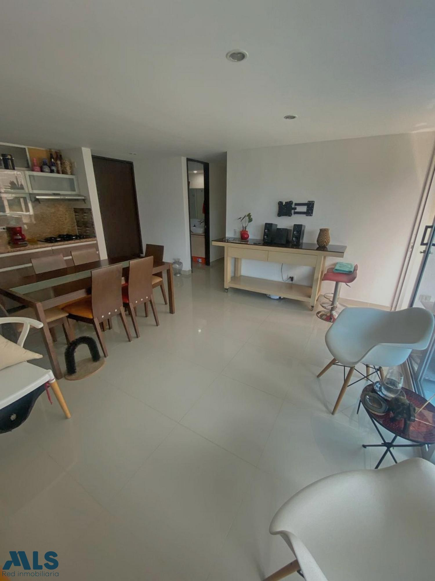 HERMOSO APARTAMENTO sabaneta - las lomitas