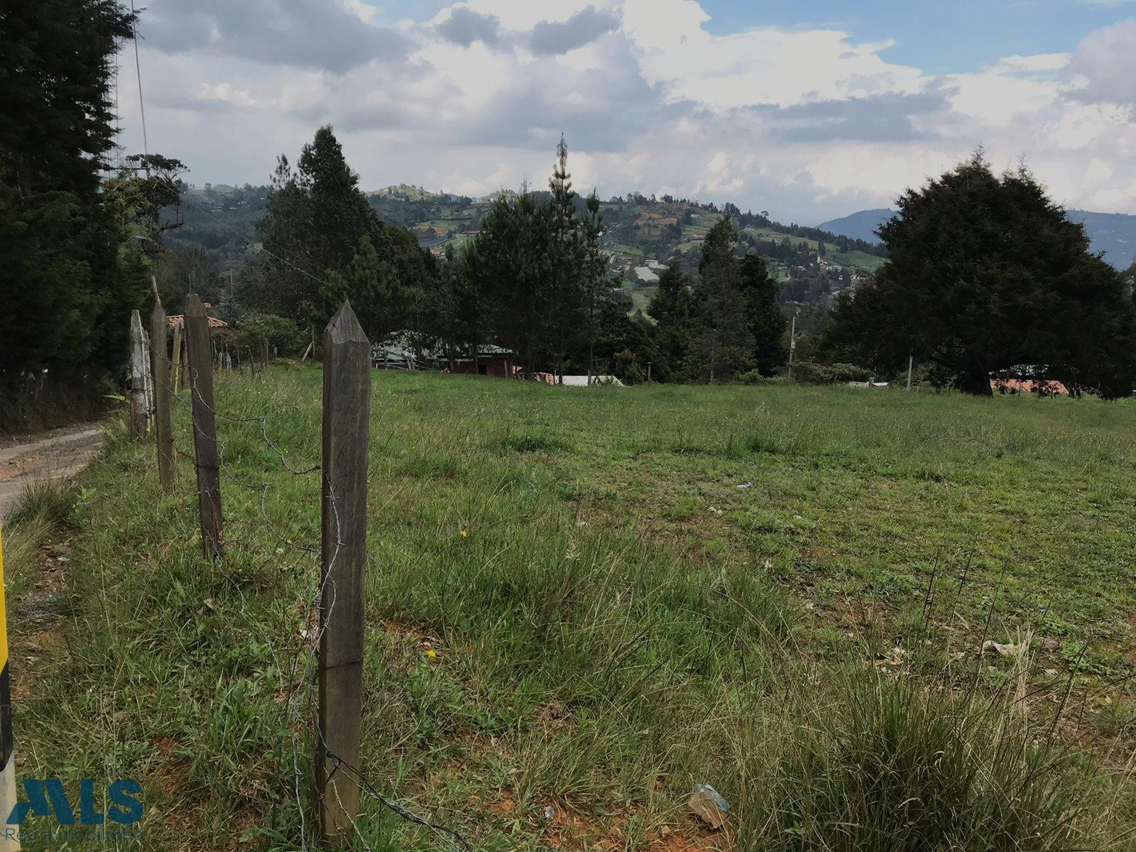 VENDO LOTE EN LA V PIEDRAS BLANCAS ALTO DE MEDINA guarne - santa elena