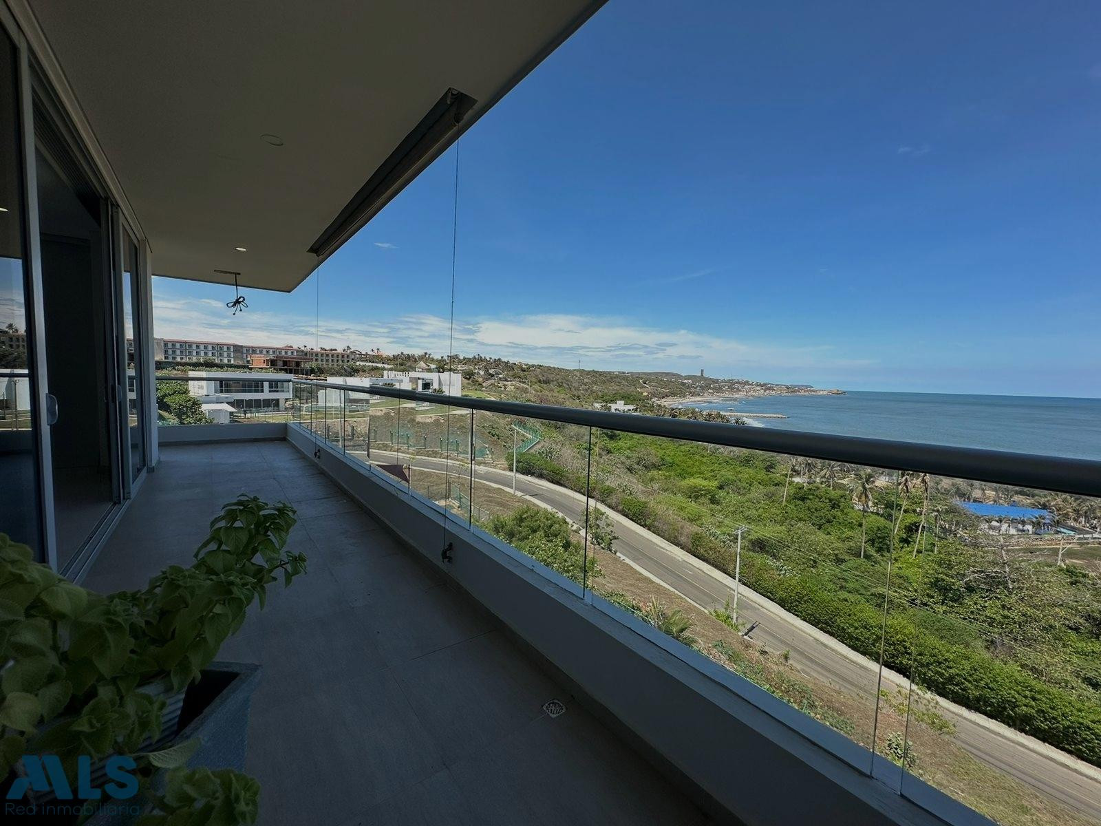 APARTAMENTO CON MAJESTUOSA VISTA AL MAR puerto-colombia - sabanilla