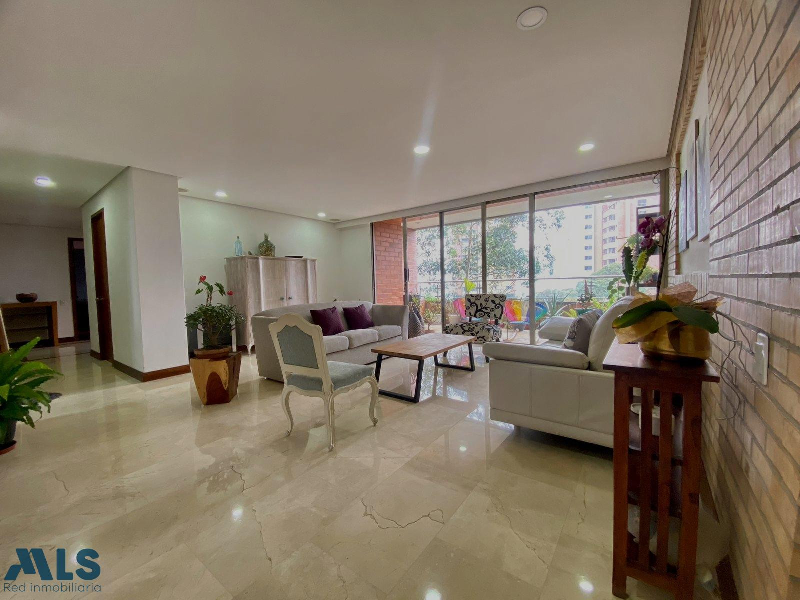 Apartamento en Venta-Las Santas El Poblado medellin - las santas