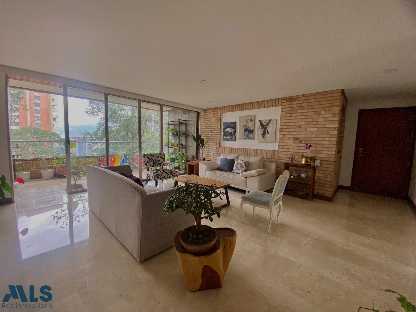 Apartamento en Venta-Las Santas El Poblado medellin - las santas