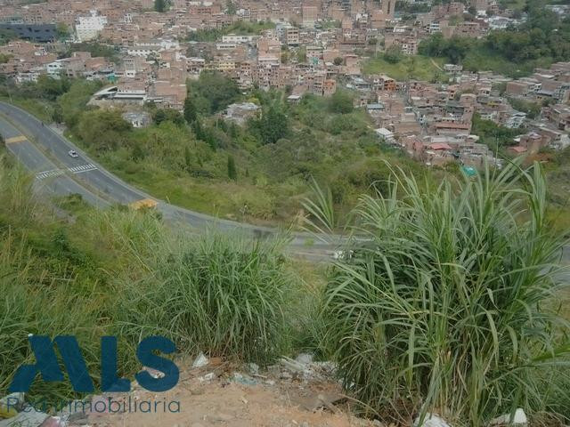 CON POSIBILIDAD DE CONSTRUCCIÓN medellin - san cristobal