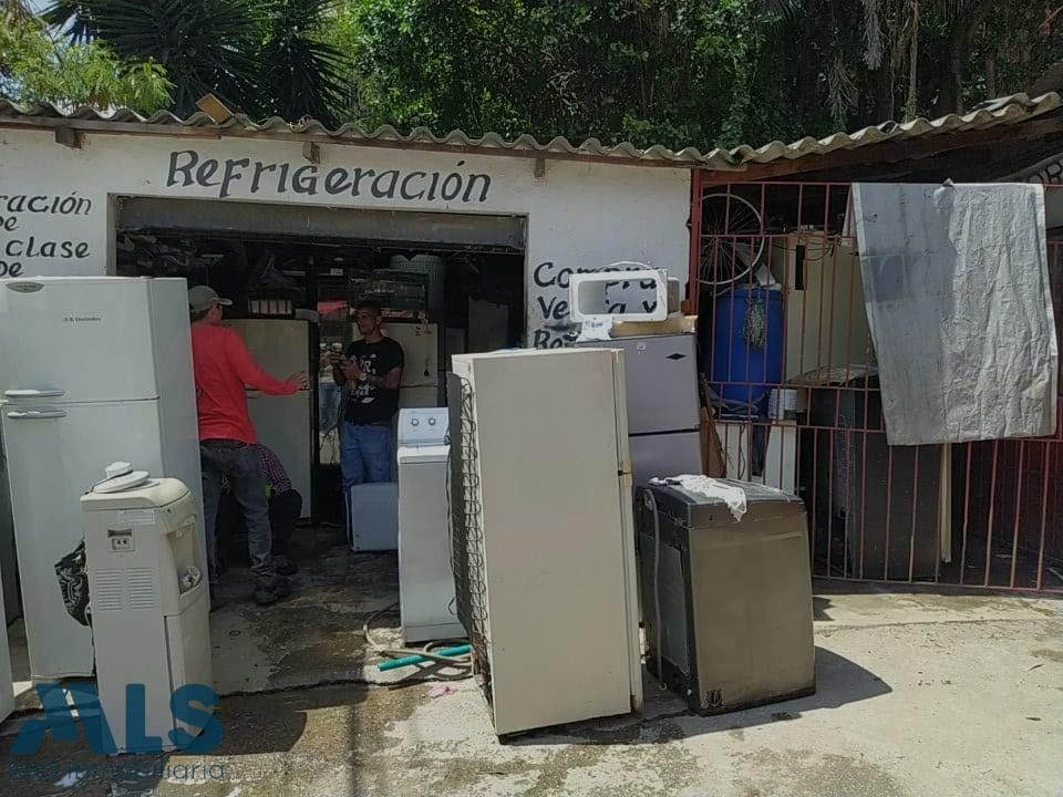 FUNCIONA COMO TALLERES medellin - la francia