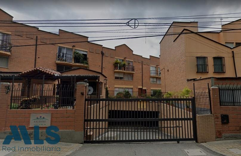 Hermosa Casa en Unidad Cerrada en 3Niveles medellin - la mota