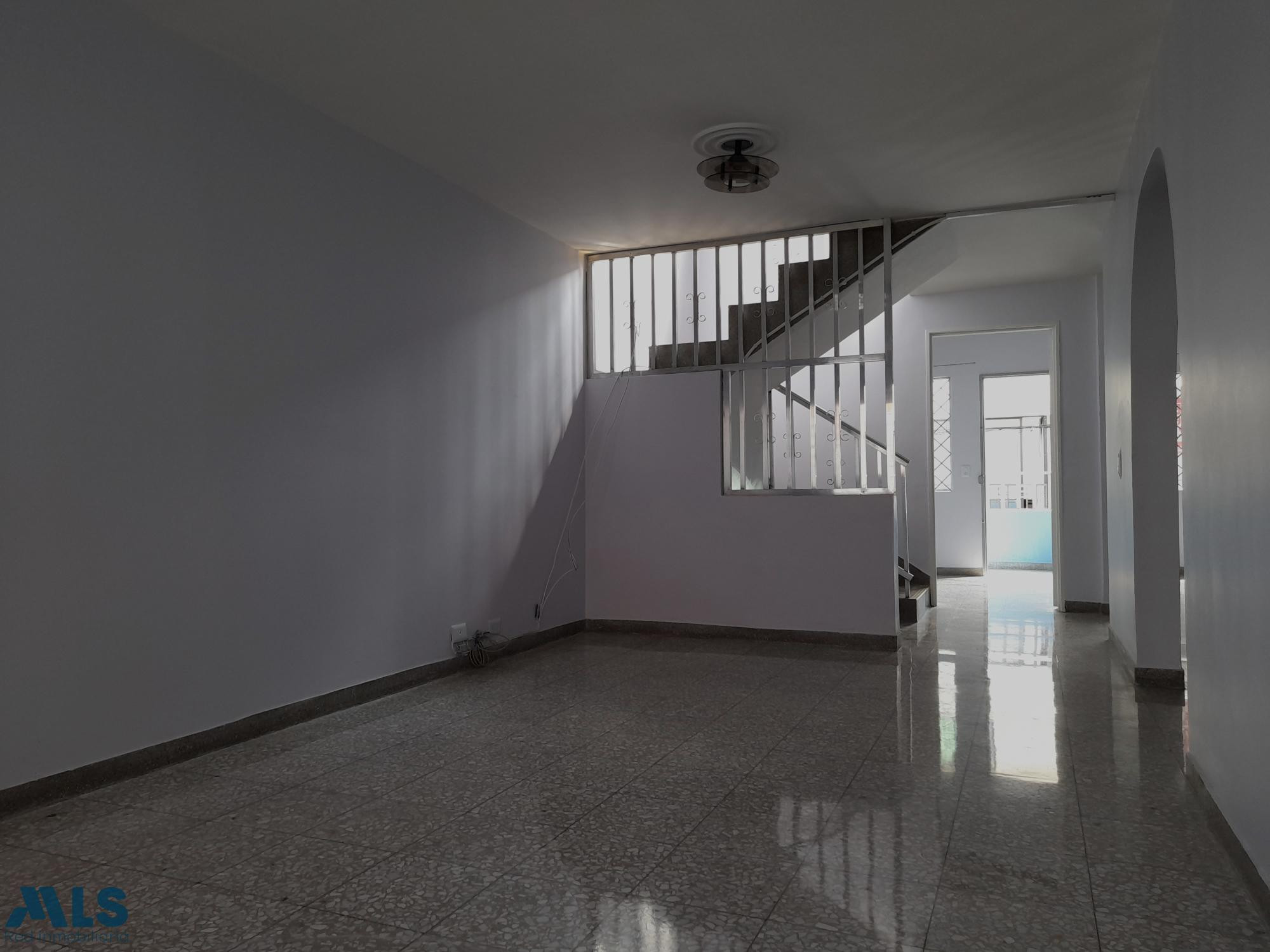 Venta de casa segundo piso duples Guayabal medellin - guayabal