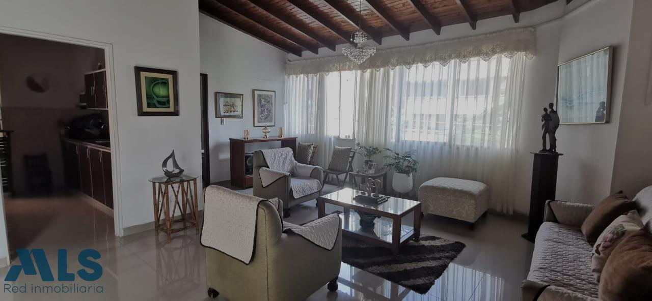 Super buen apartamento cerca segundo parque medellin - laureles