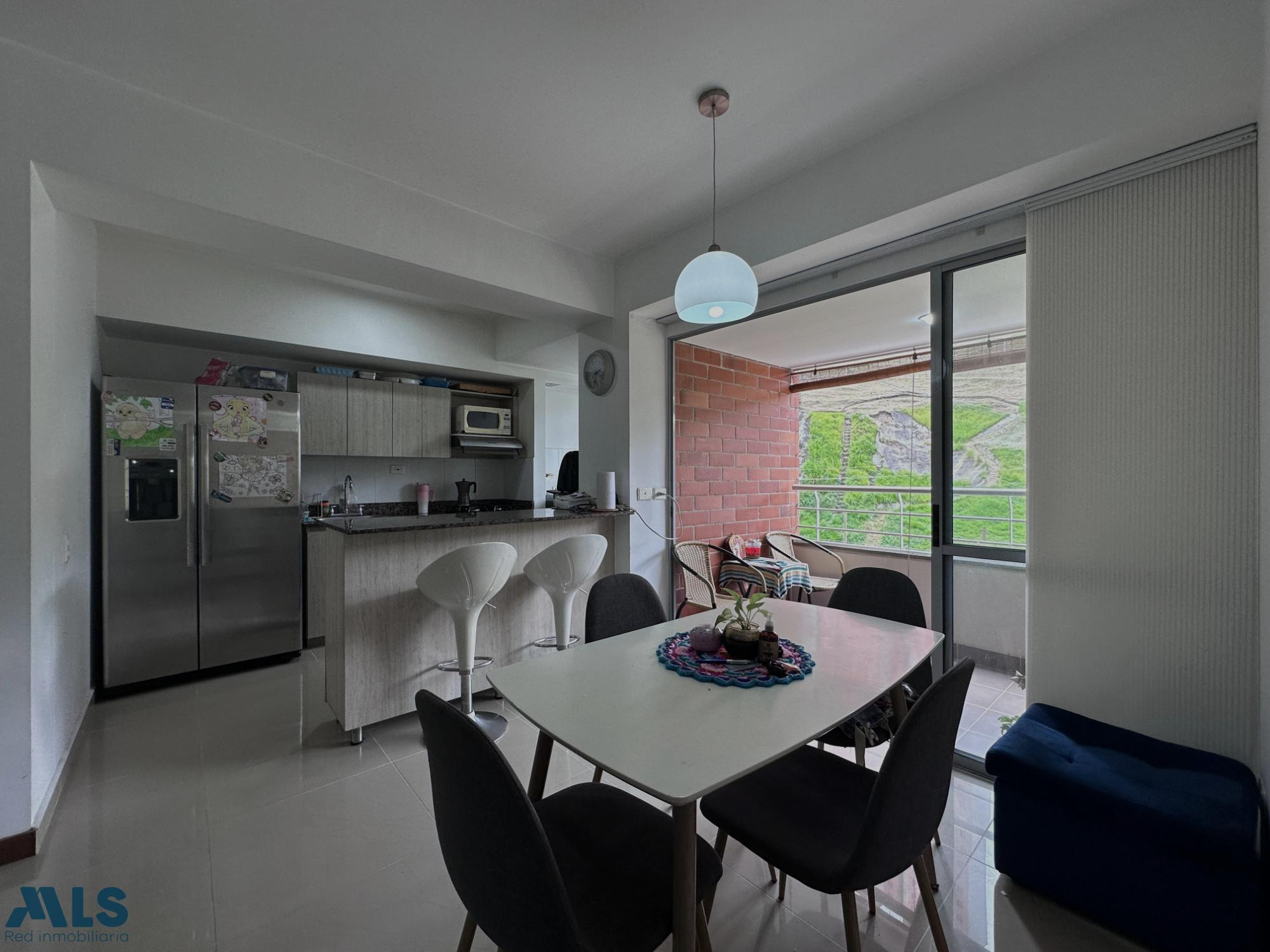 APARTAMENTO EN CALAZANS EN VENTA medellin - calasanz parte alta