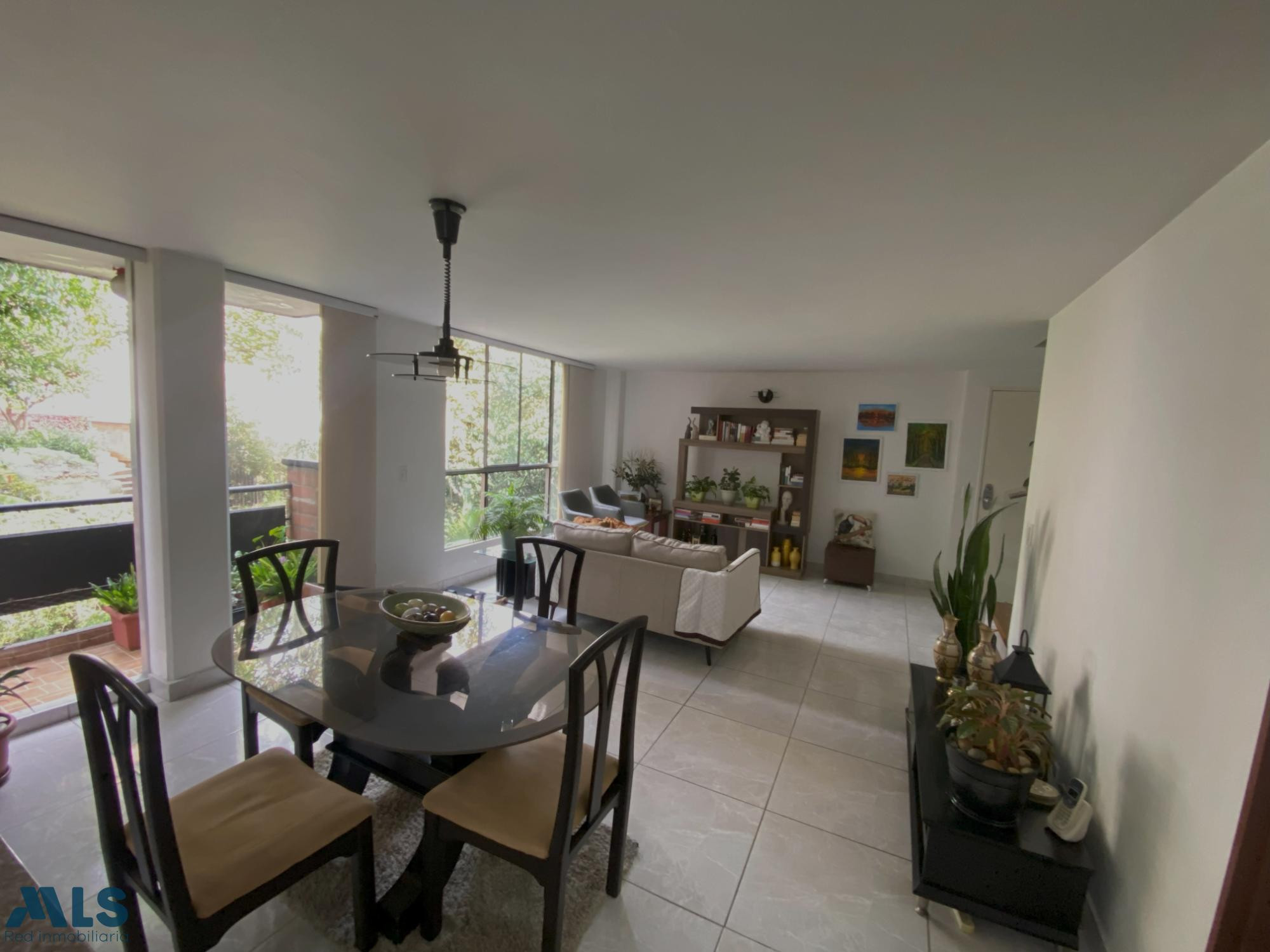 Apartamento para la venta en envigado loma de las brujas envigado - loma de las brujas