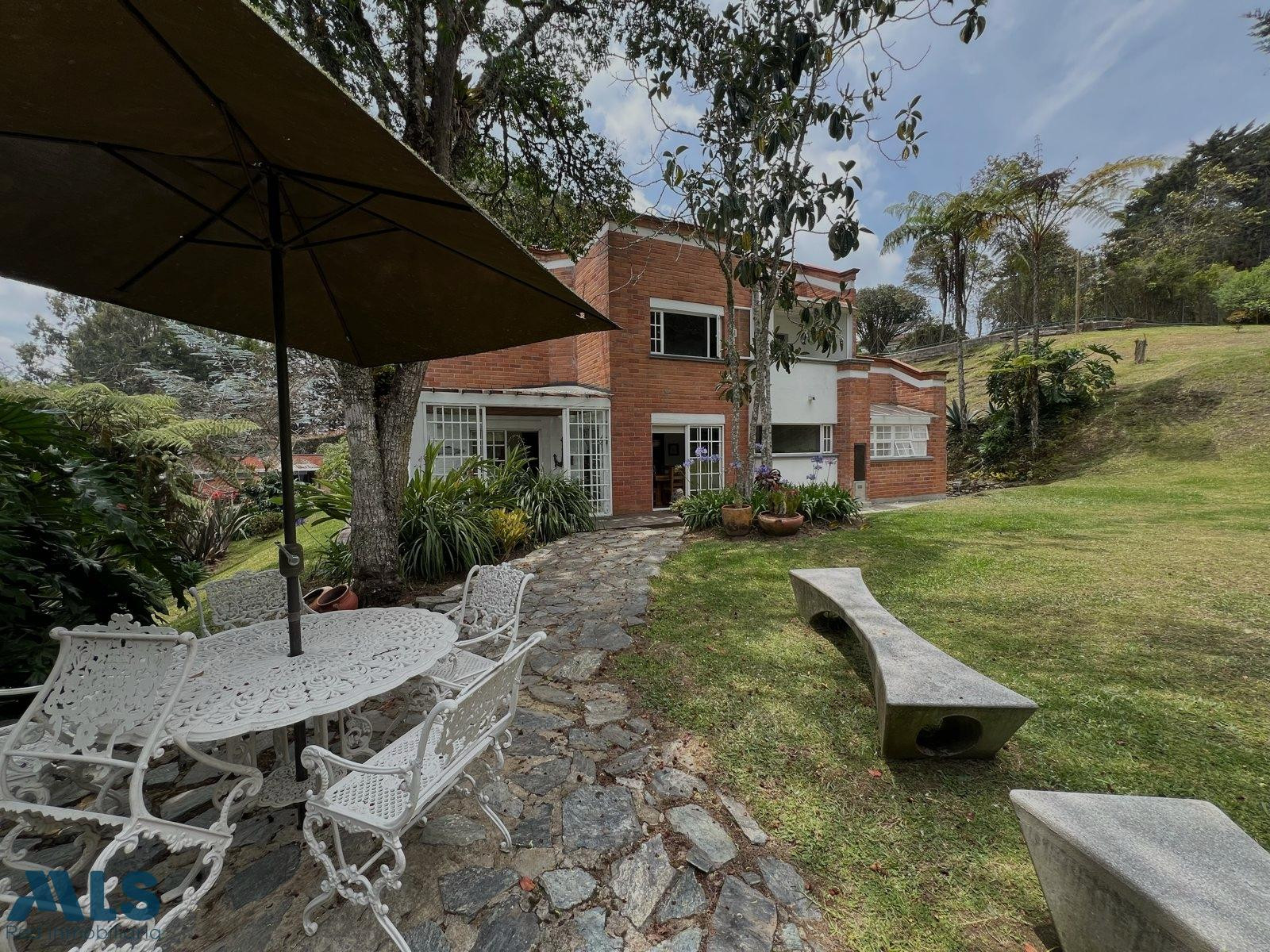 Hermosa casa campestre, sector Alto de Palmas (Env) envigado - alto de las palmas