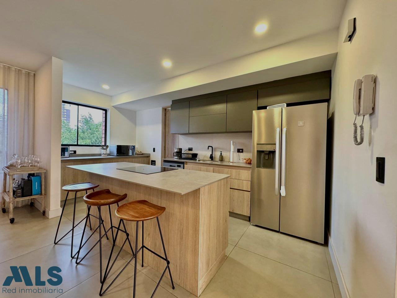 Hermoso apartamento completamente remodelado en el Poblado medellin - el campestre