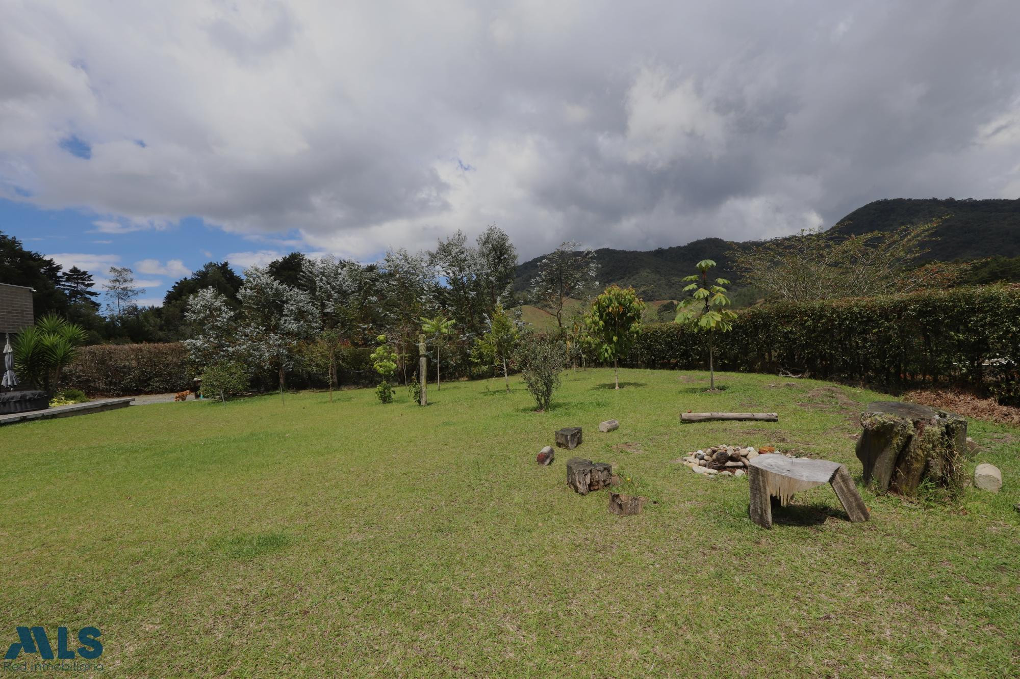 HERMOSA CASA FINCA UBICADA EN EL RETIRO el-retiro - v pantanillo el retiro