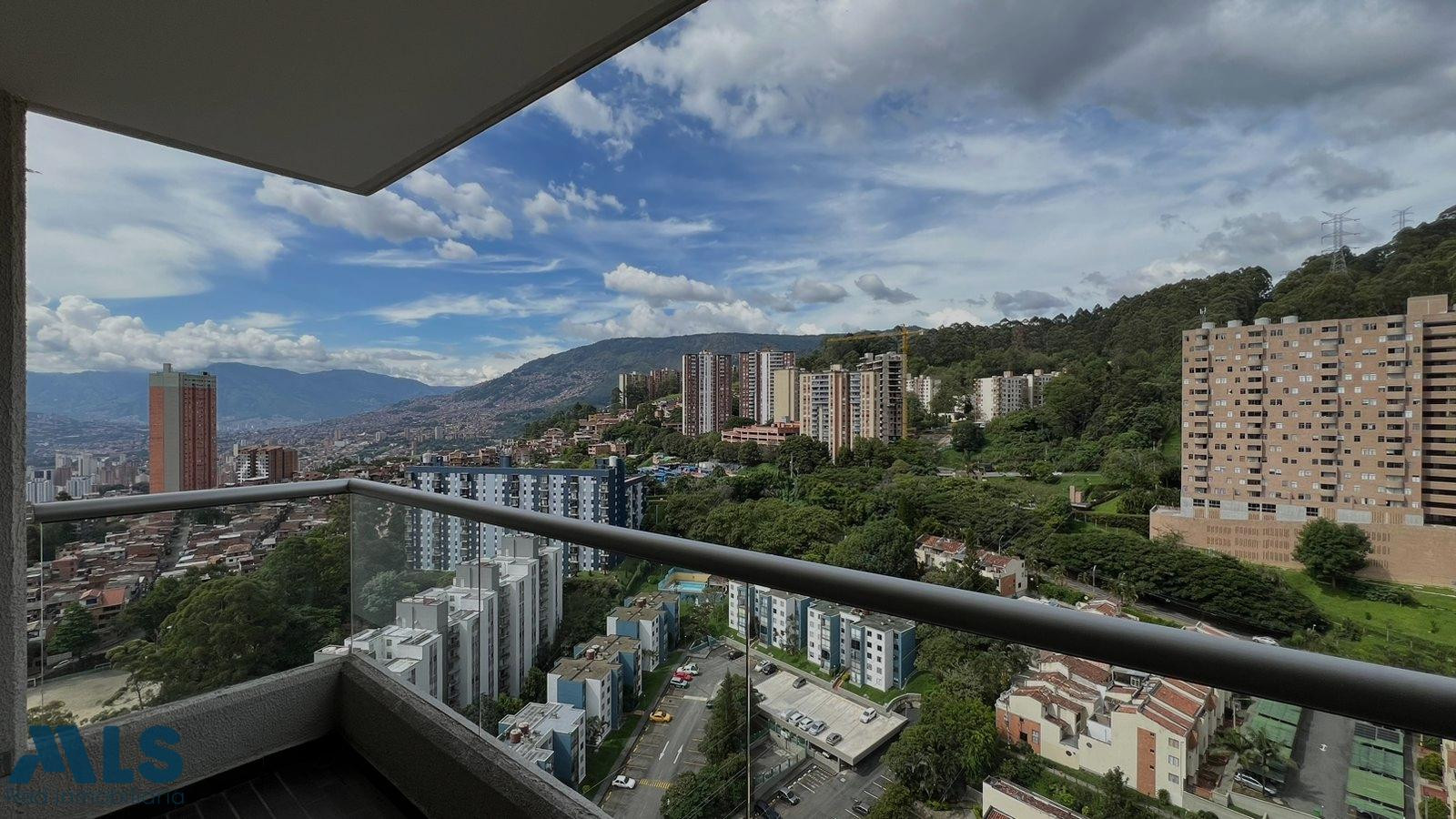 VISTA ESPECTACULAR APARTAMENTO EN VENTA LOMA DEL INDIO medellin - loma del indio