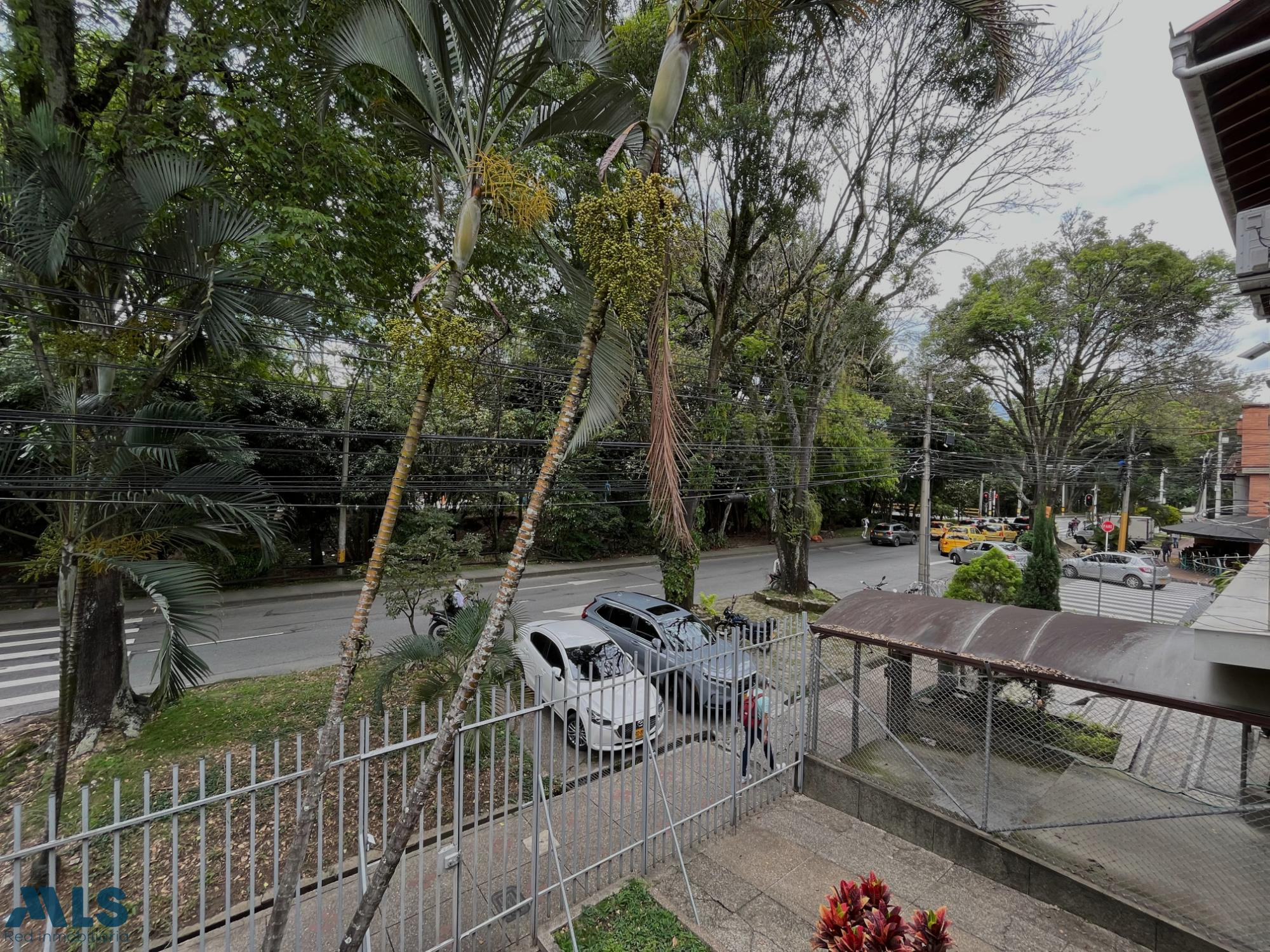 Casa para la venta, alta mixtura medellin - el velodromo