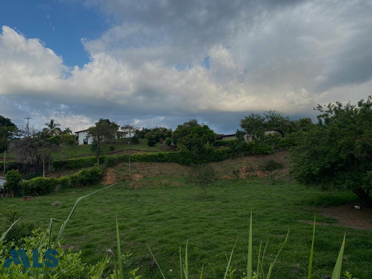 Lote en venta en Cartago, después del peaje Cerritos. pereira - cerritos