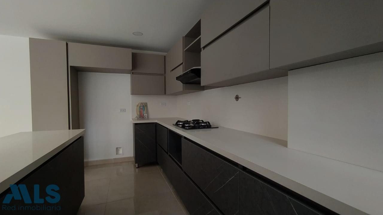 HERMOSO APARTAMENTO EN LAURELES medellin - la castellana