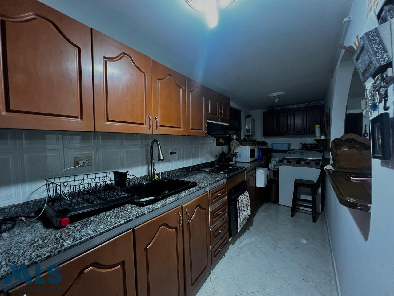 VENTA APARTAMENTO CERCA A LA FRONTERA envigado - bosques de zuniga