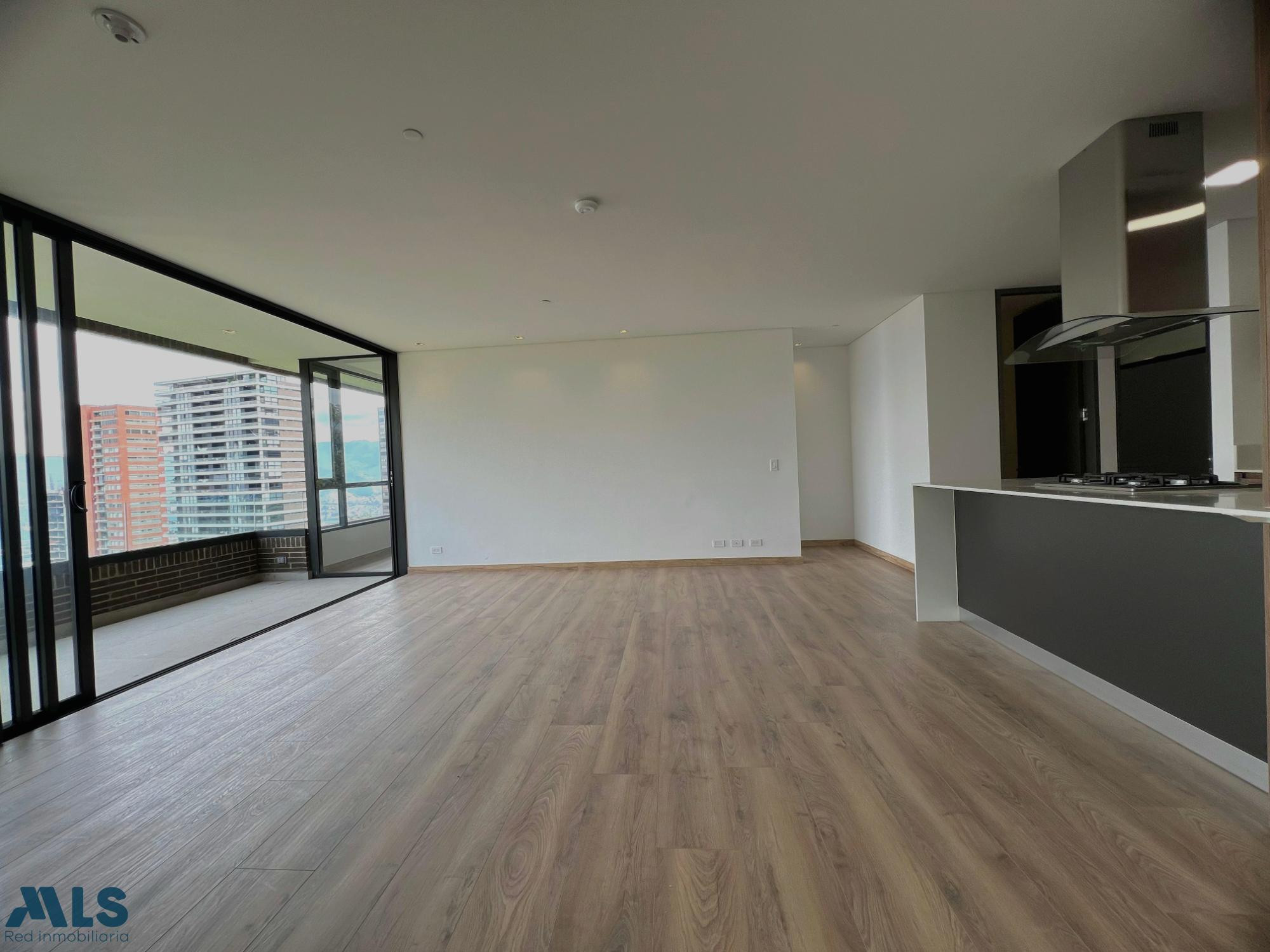 Cesión de derechos de hermoso apartamento en las palmas medellin - alto de las palmas