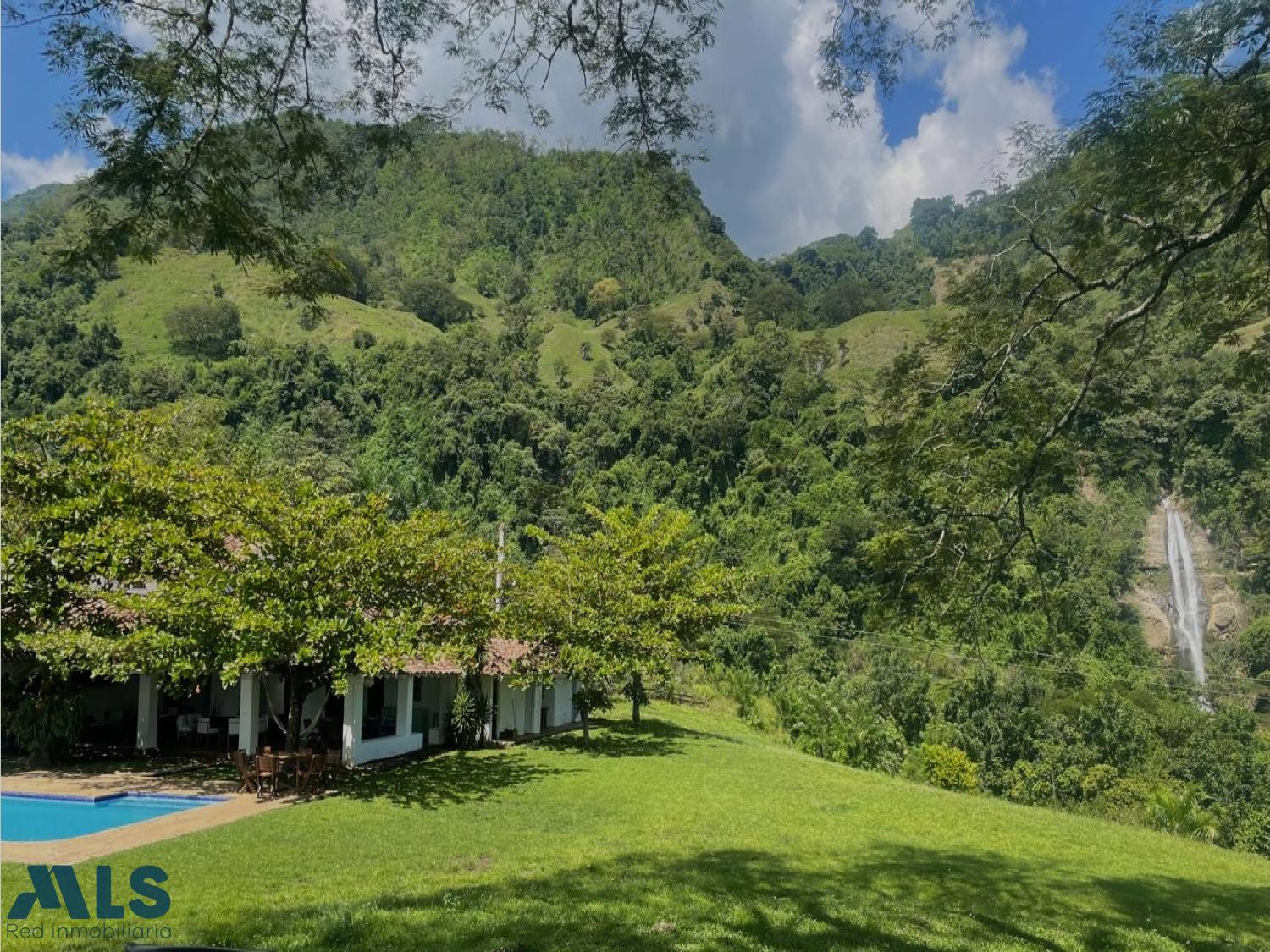 Hermosa finca con piscina en Fredonia con vista al Cauca fredonia - v el zancudo