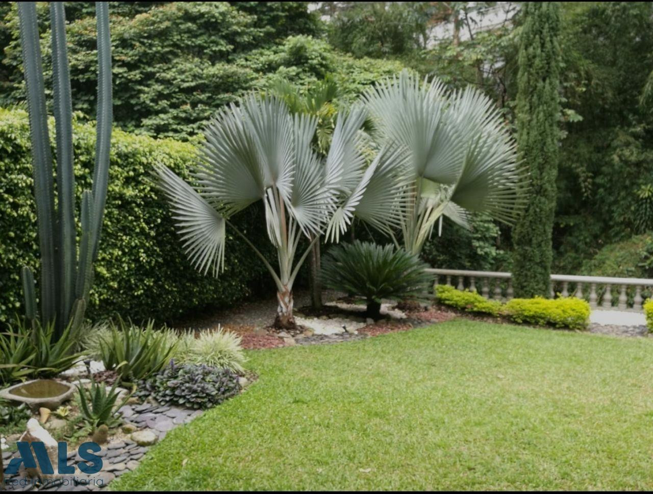 ¡La casa con jardín, en san lucas, el Poblado! medellin - san lucas