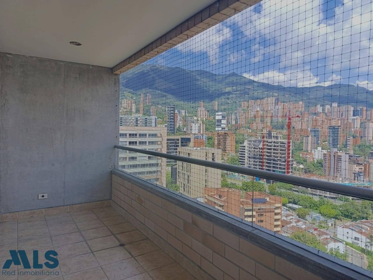 Vive la exclusividad con vistas espléndidas en una de las mejores zonas de Medellín medellin - castropol