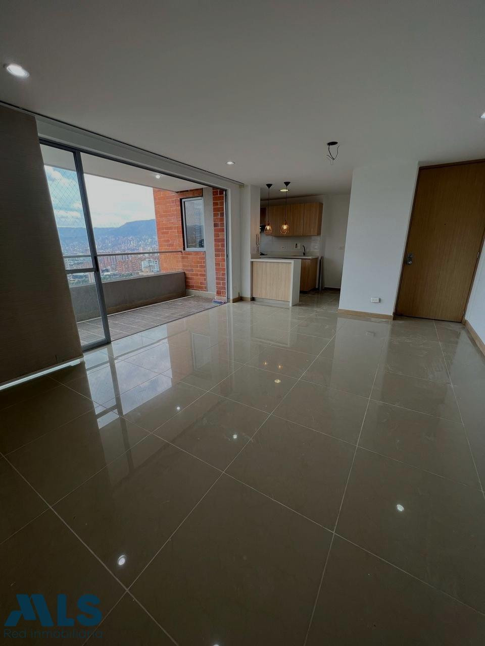 Apartamento con excelente vista sabaneta - el trapiche