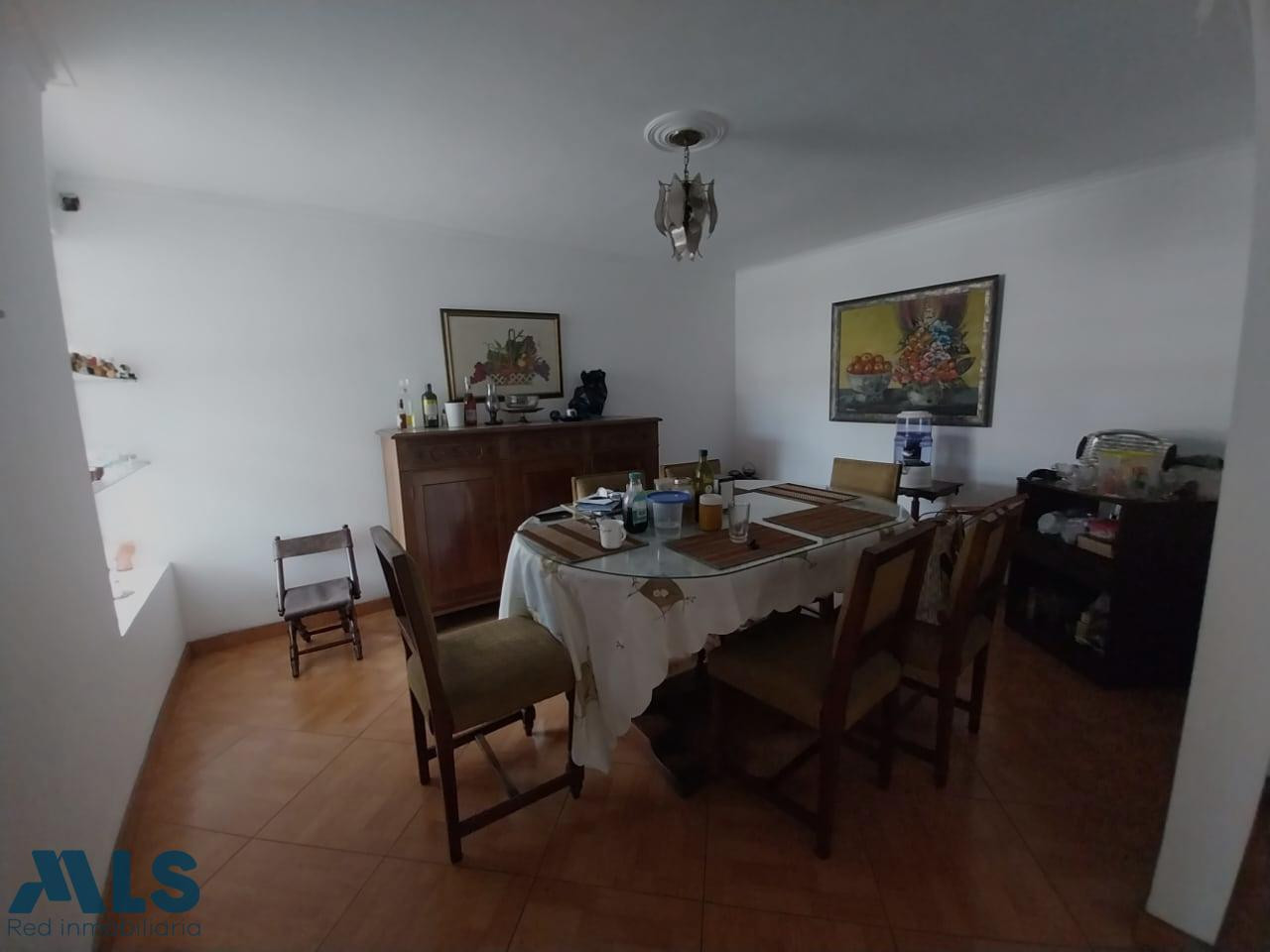 Vendo amplio apartamento en conquistadores medellin - conquistadores