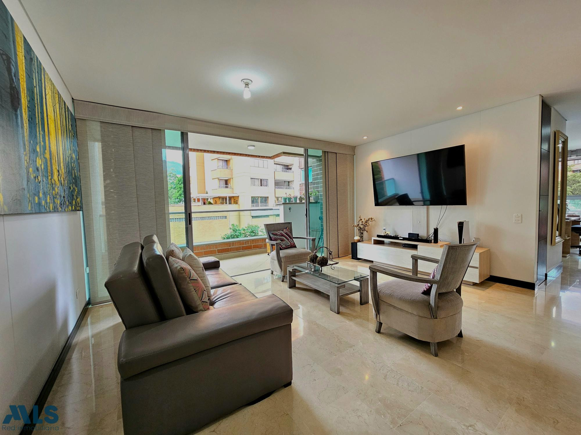 Hermoso apartamento, con excelente ubicación medellin - santa maria de los angeles