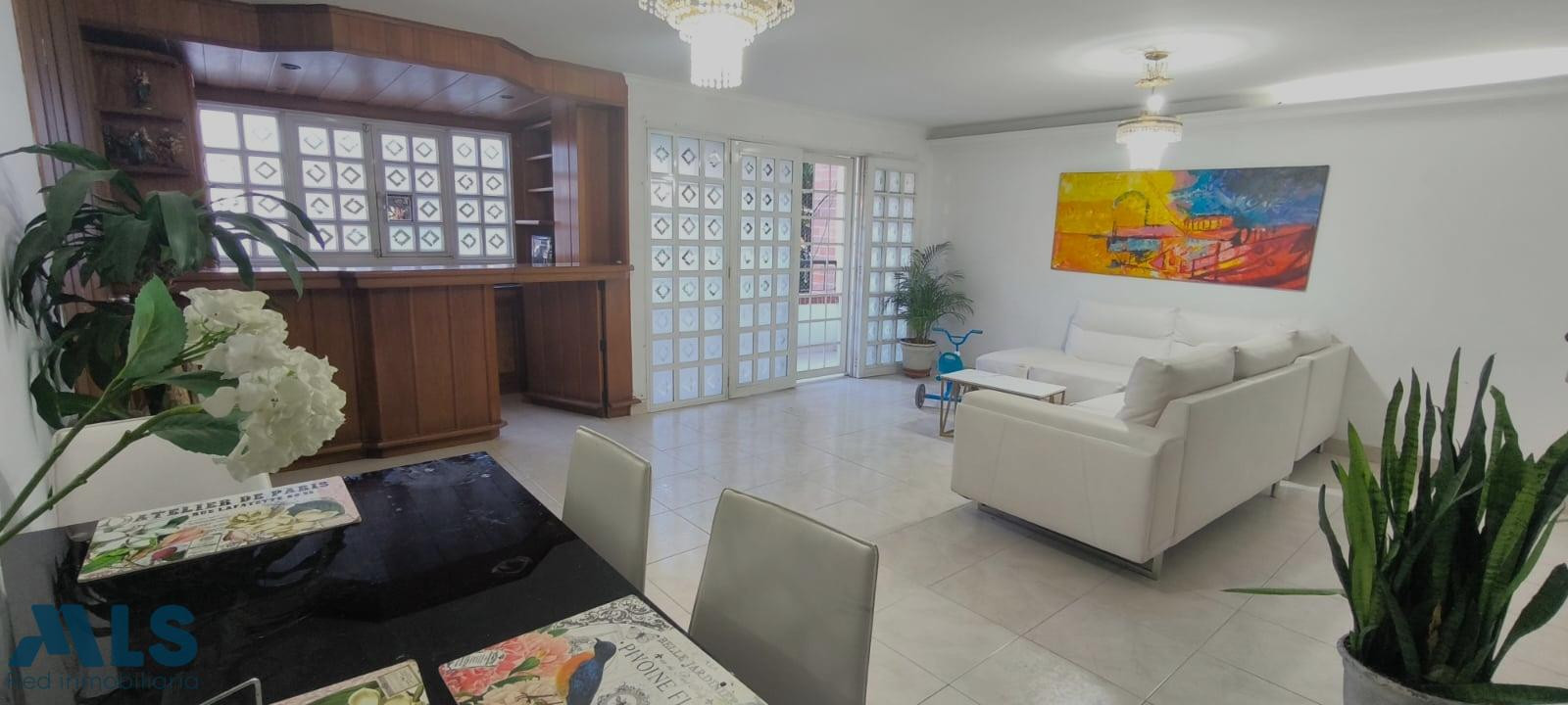 APARTAMENTO EN VENTA PARQUE DE LA FLORESTA medellin - la floresta