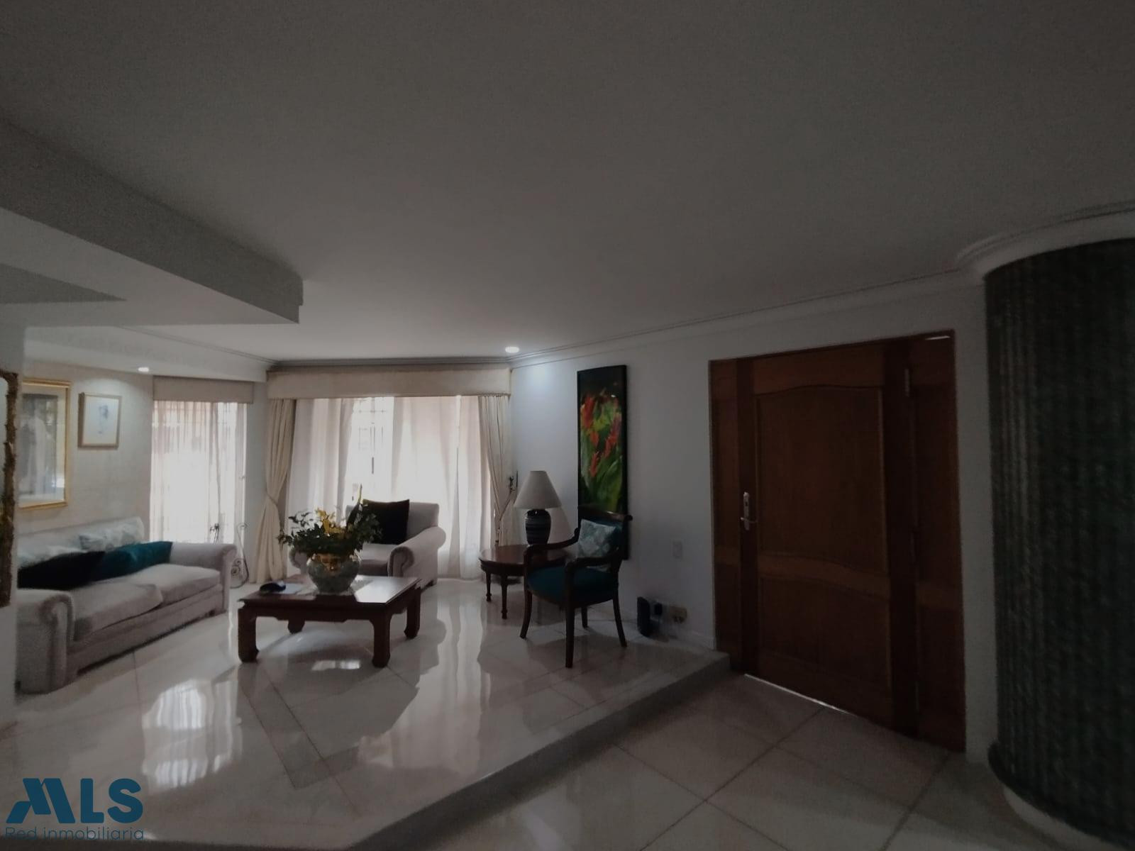 A la venta amplio apartamento en Laureles medellin - laureles