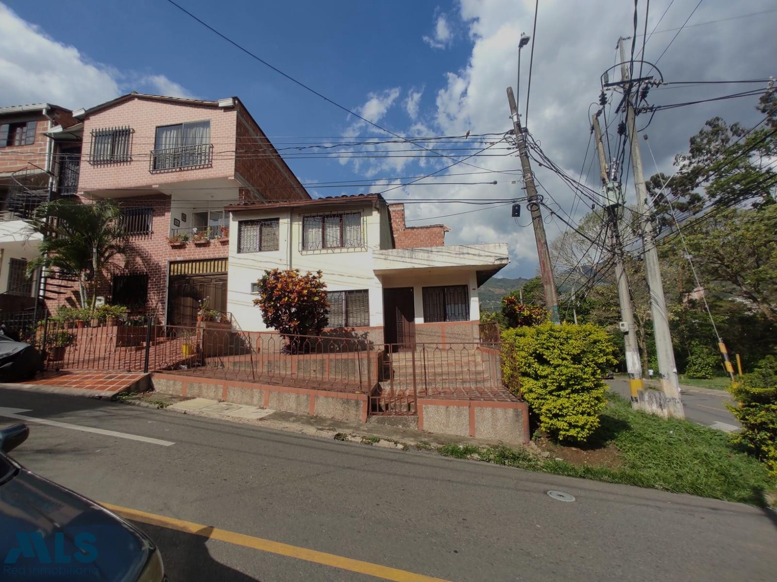 Venta de Casa unifamiliar cerca de Haceb copacabana - villanueva