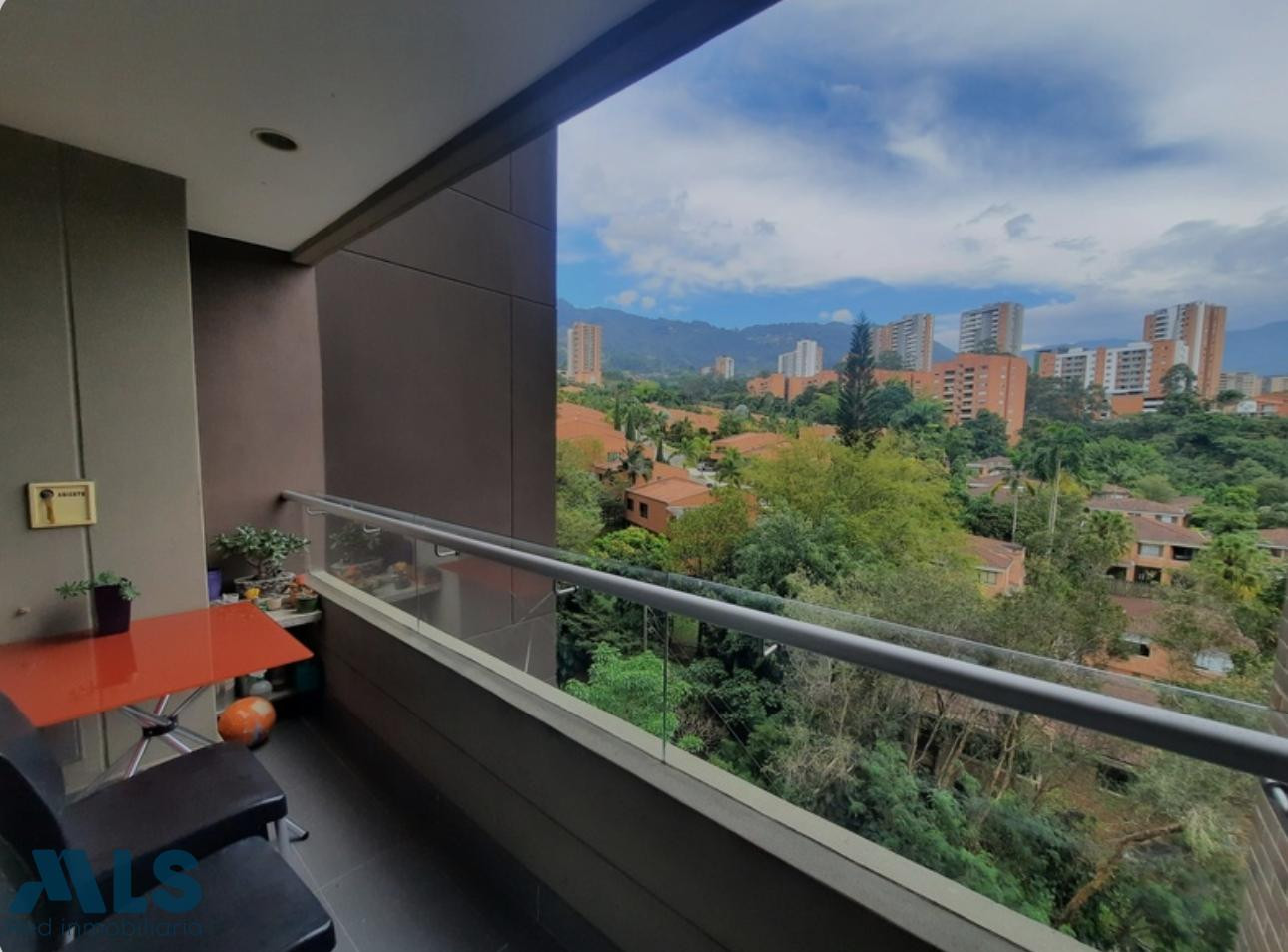 APARTAMENTO EN BENEDICTINOS envigado - loma de benedictinos