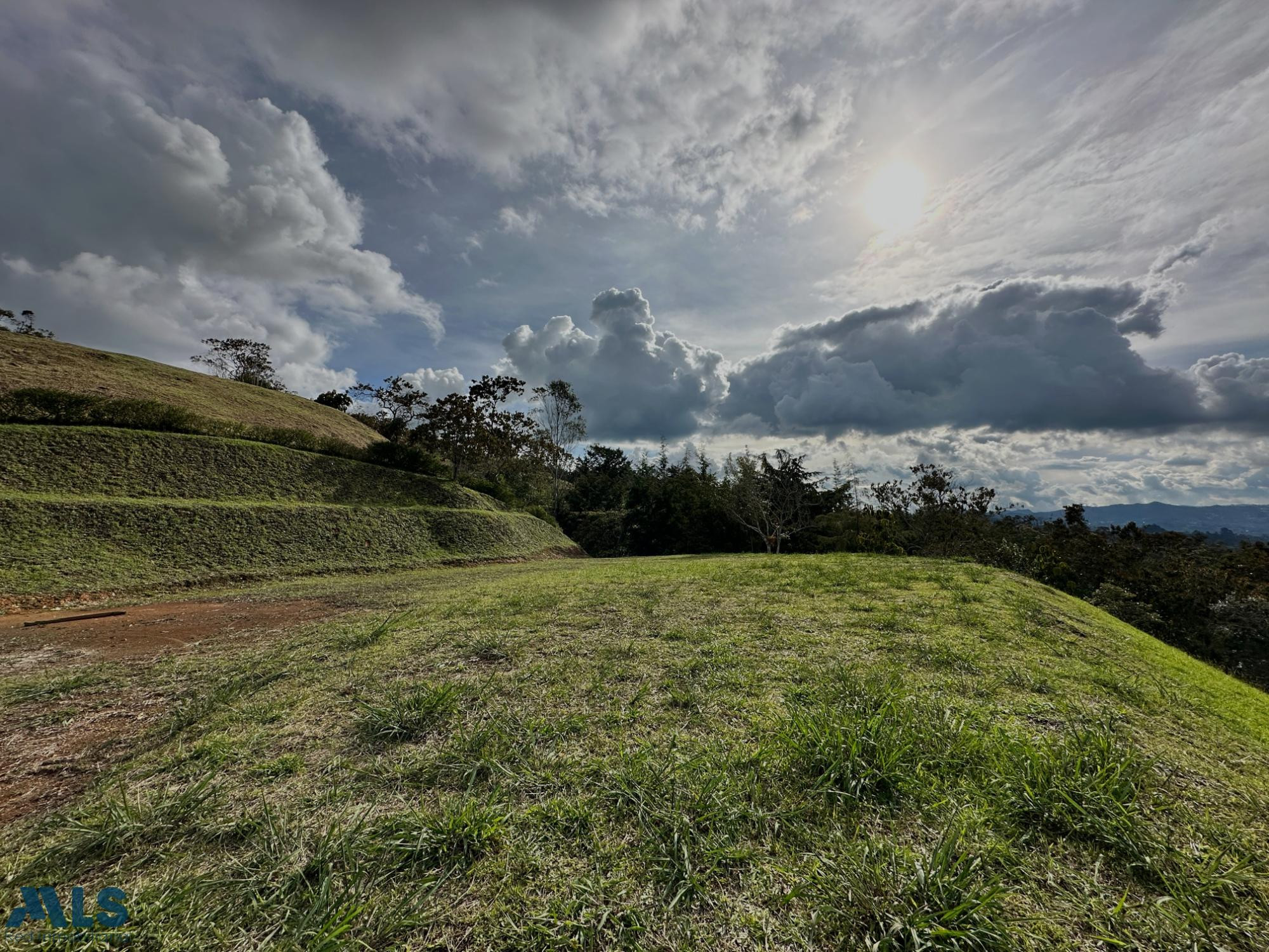 EL LOTE CON LA VISTA MAS LINDA EN EL ORIENTE rionegro - corredor san antonio la ceja rionegro