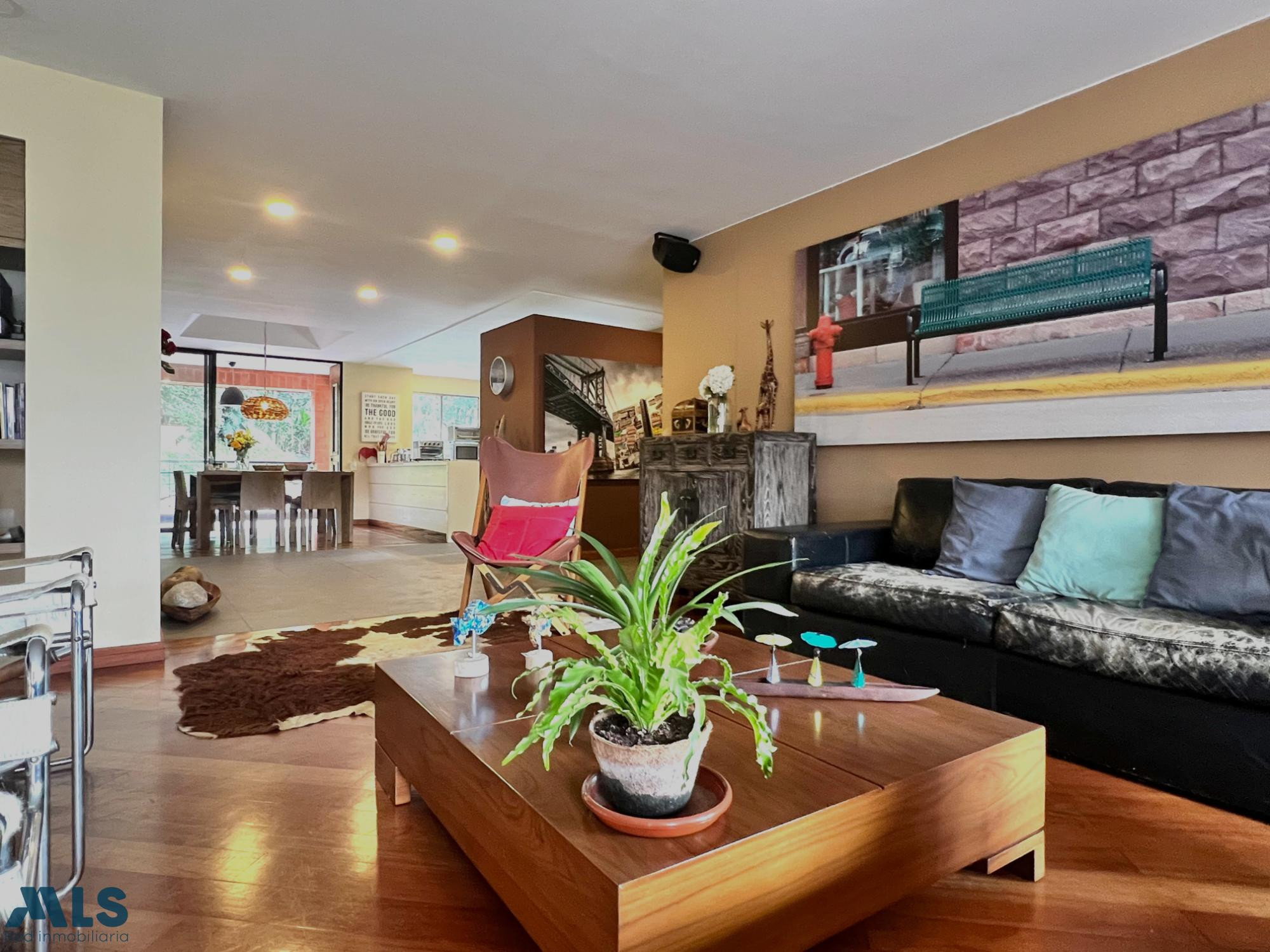 Hermoso apartamento con excelente ubicación medellin - el tesoro